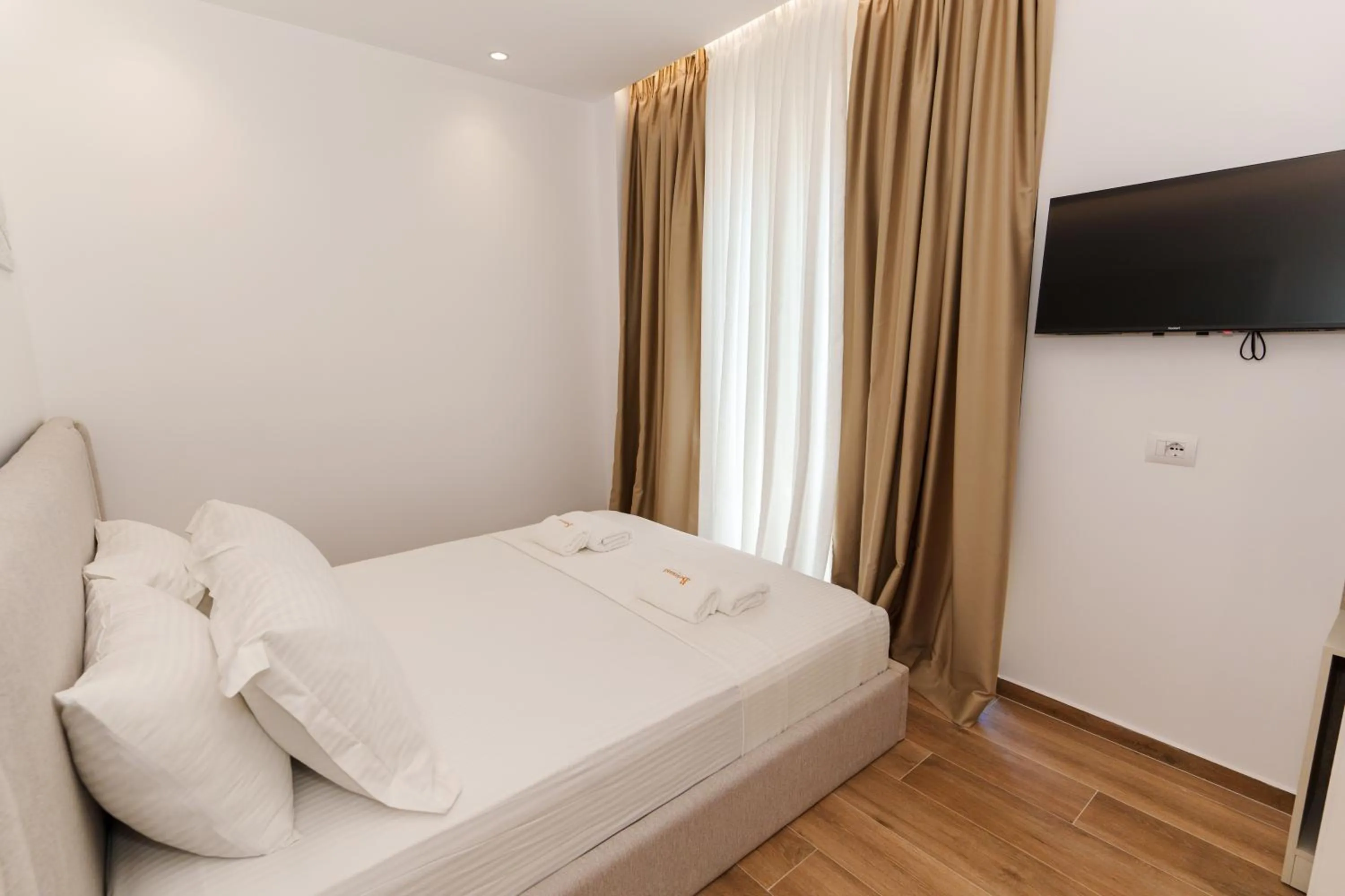 Bed in Belmond Hotel