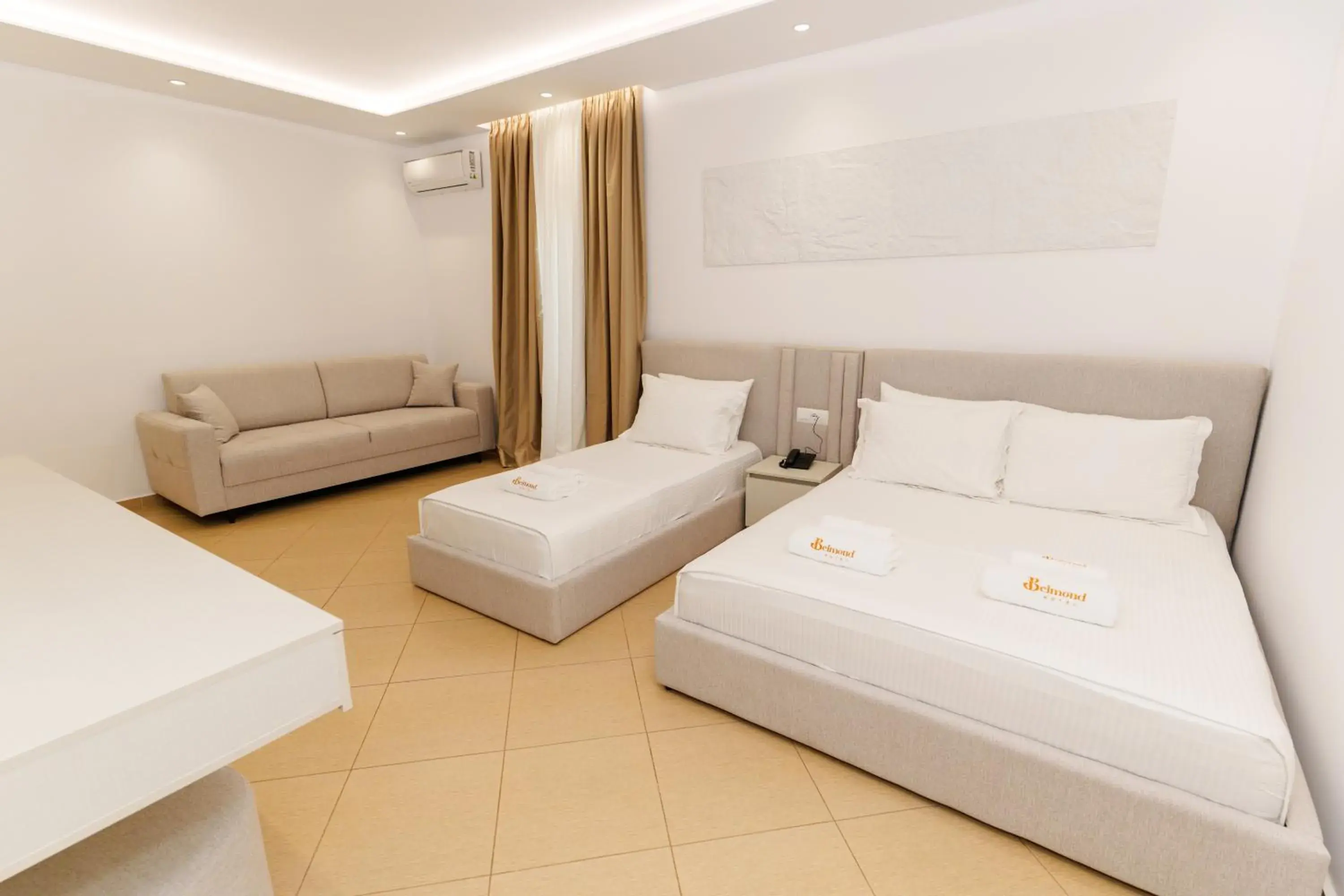 Superior Studio in Belmond Hotel Superior Studio in Belmond Hotel