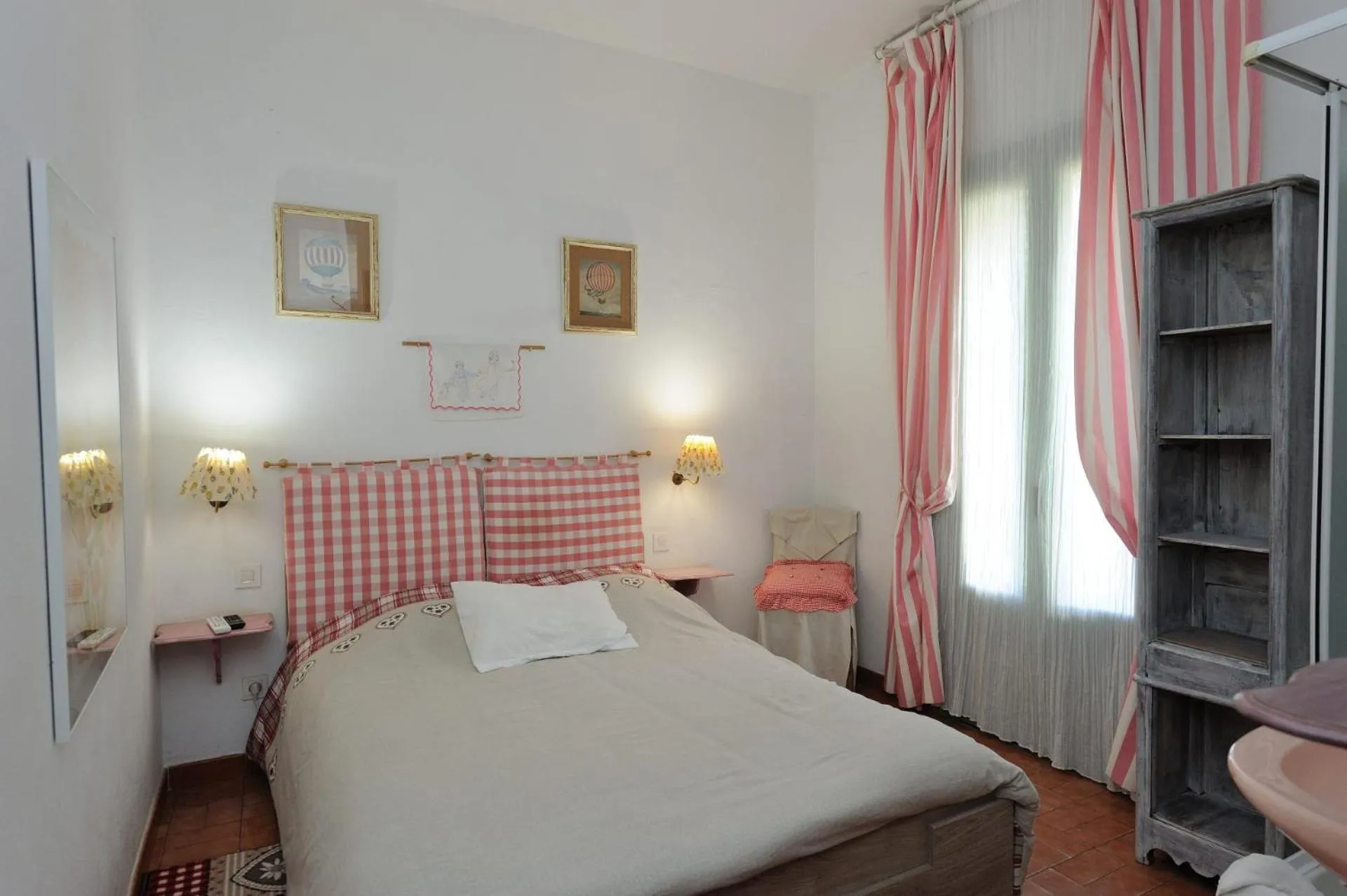 Day in Hôtel Restaurant L'Aiglon