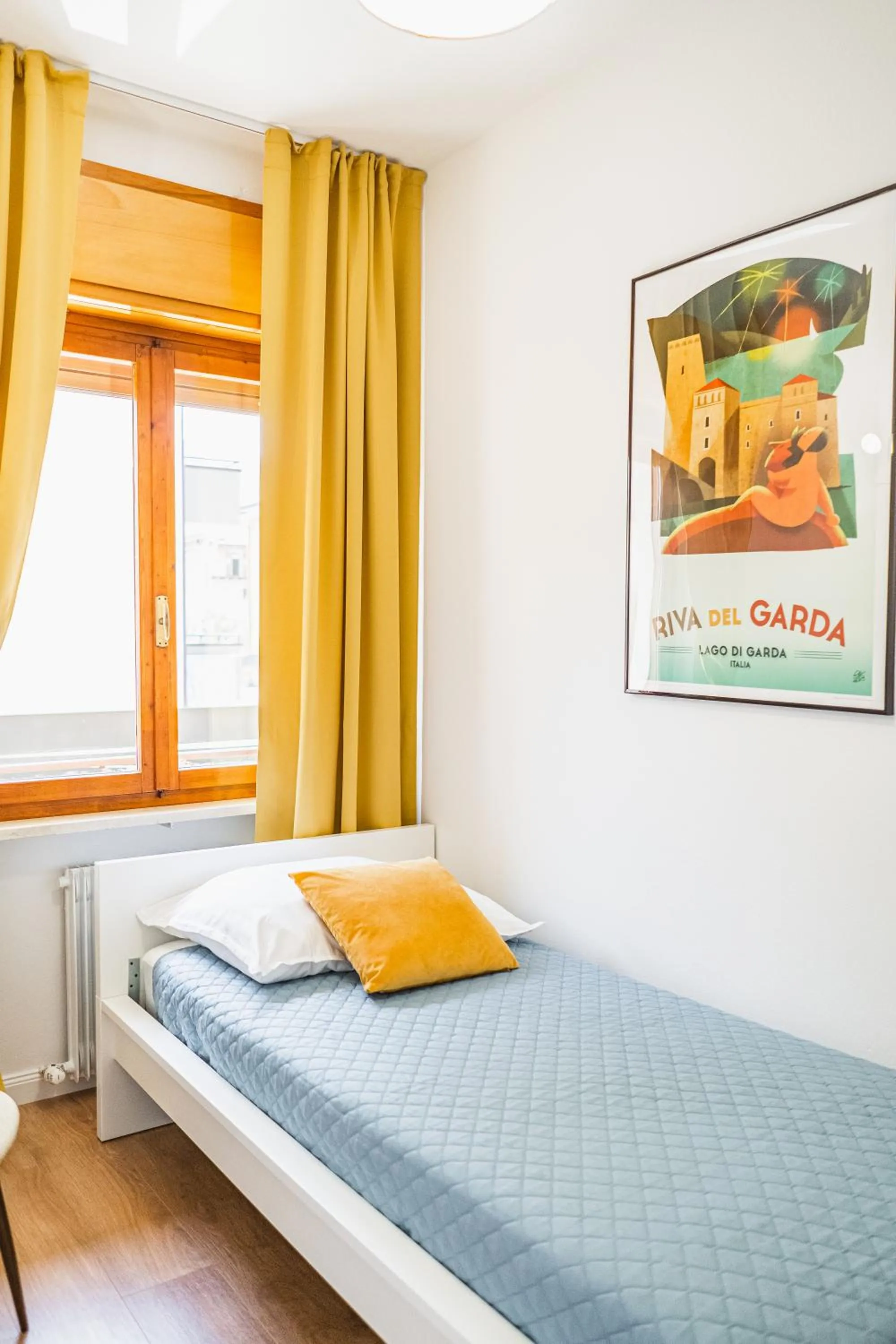 Bed in Outdooredo Garda Apartment