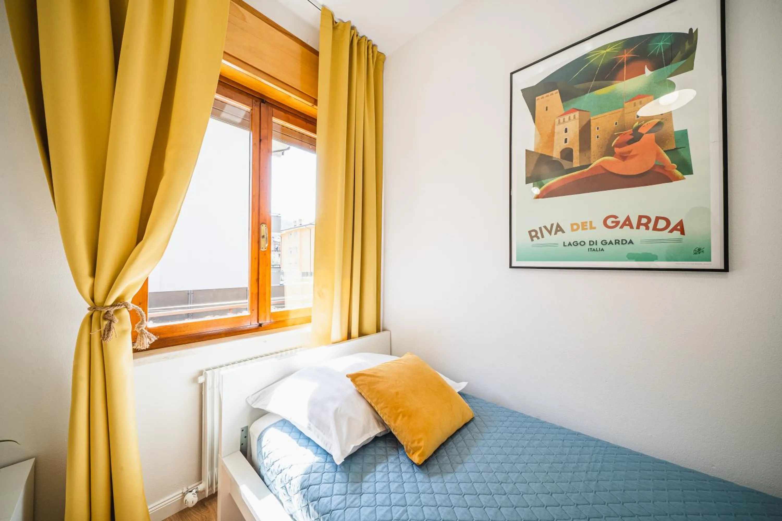 Bed in Outdooredo Garda Apartment