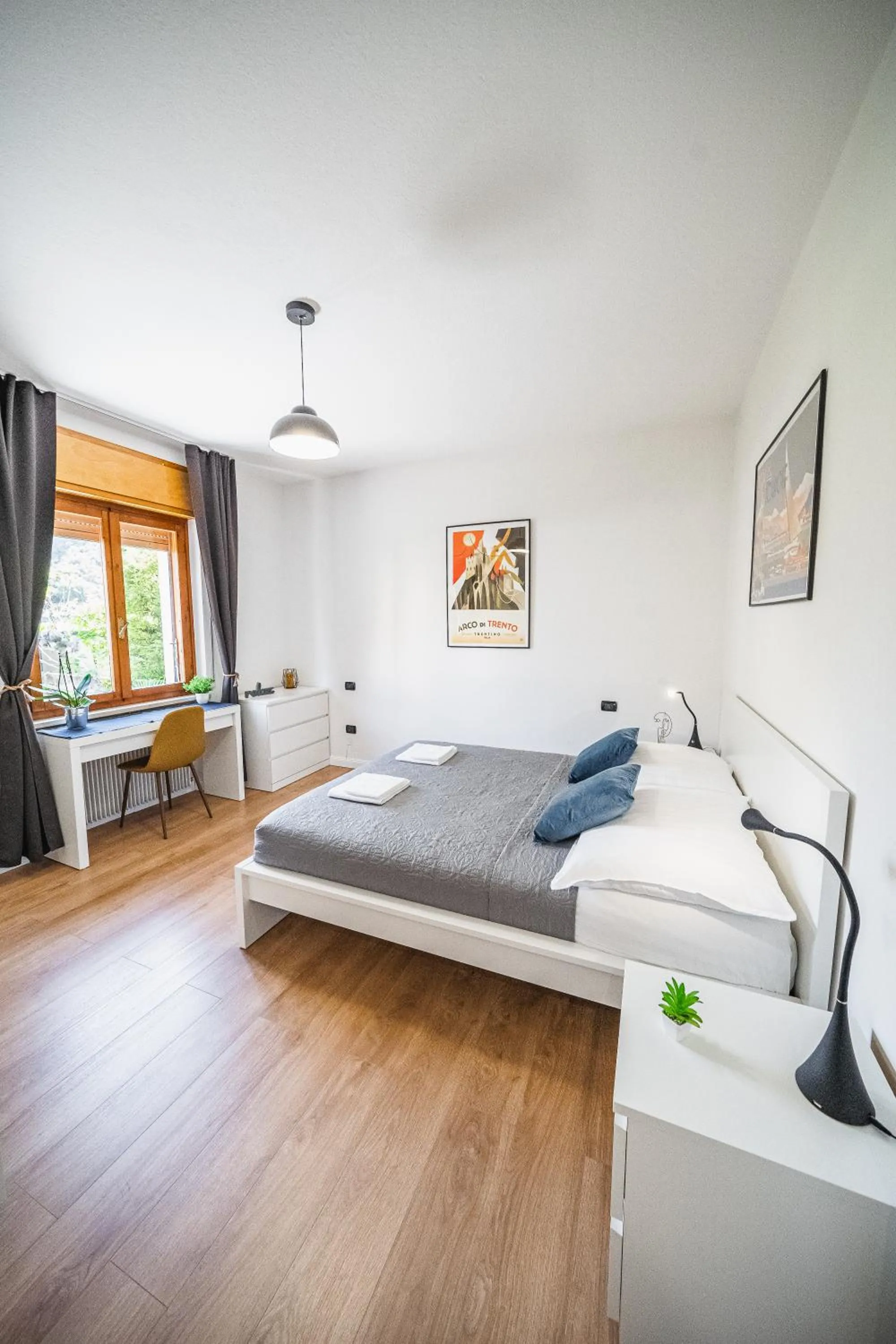 Bed in Outdooredo Garda Apartment