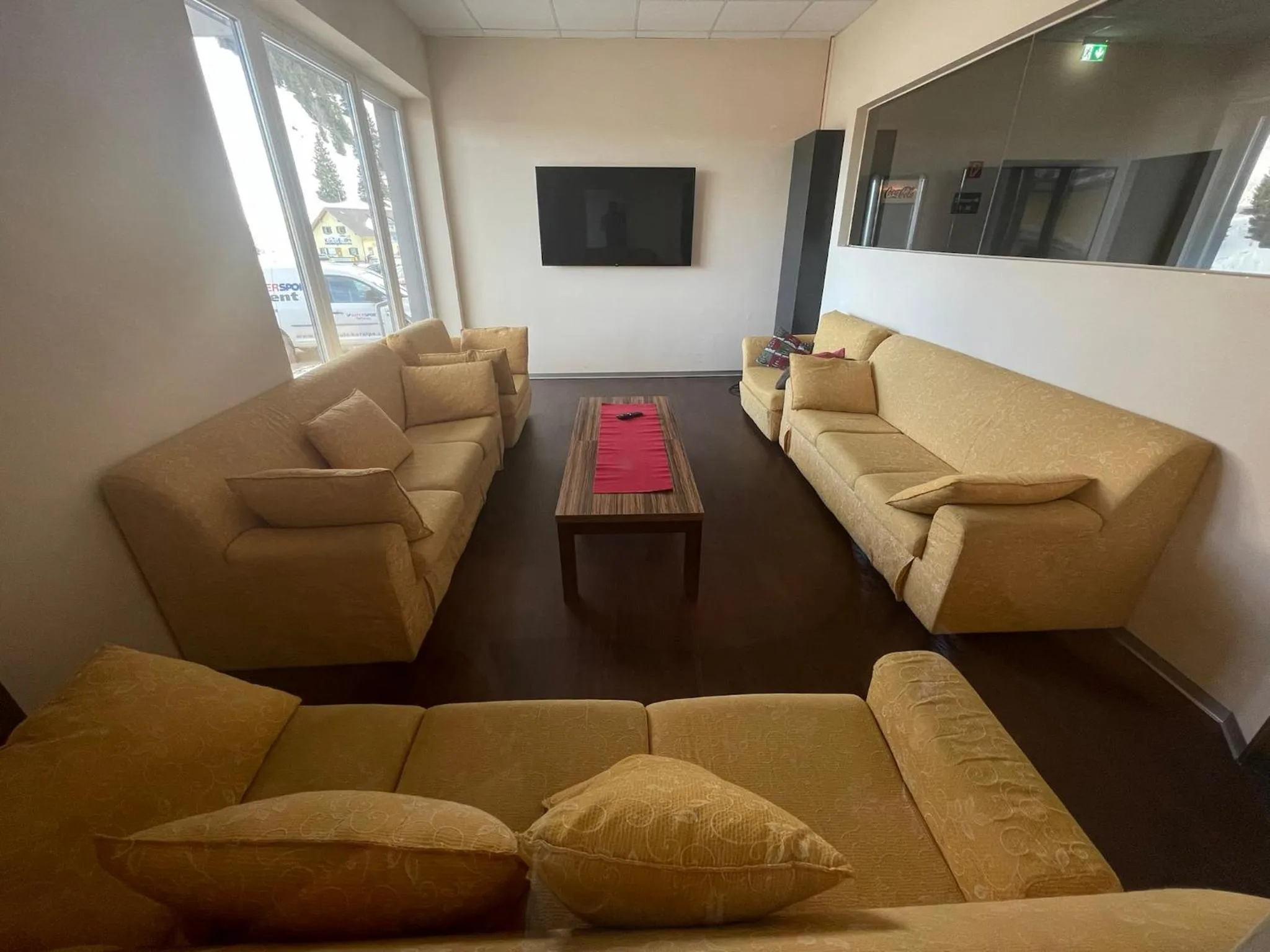 Communal lounge/ TV room in Hotel Koralpe