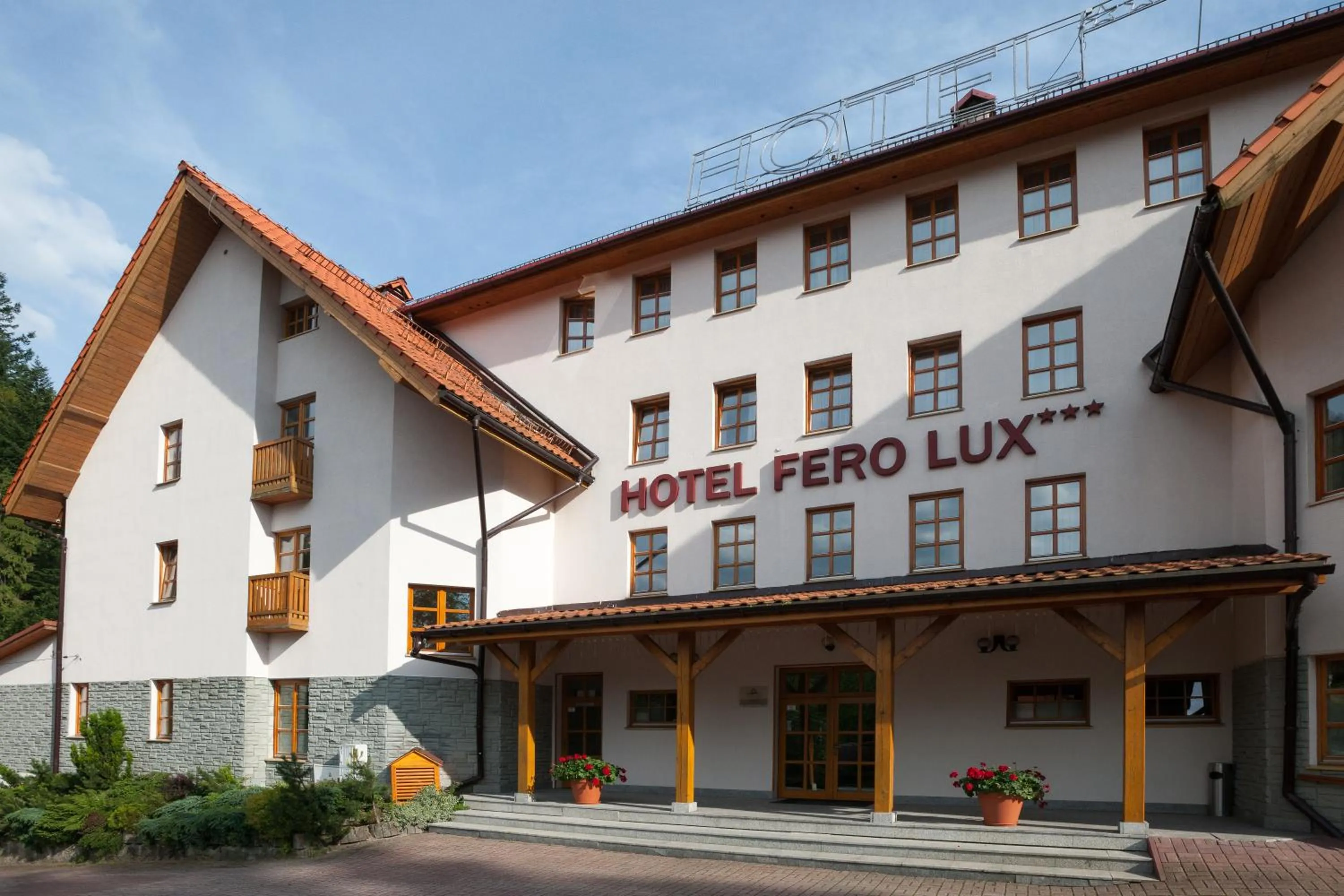 Property building in Hotel Fero Lux