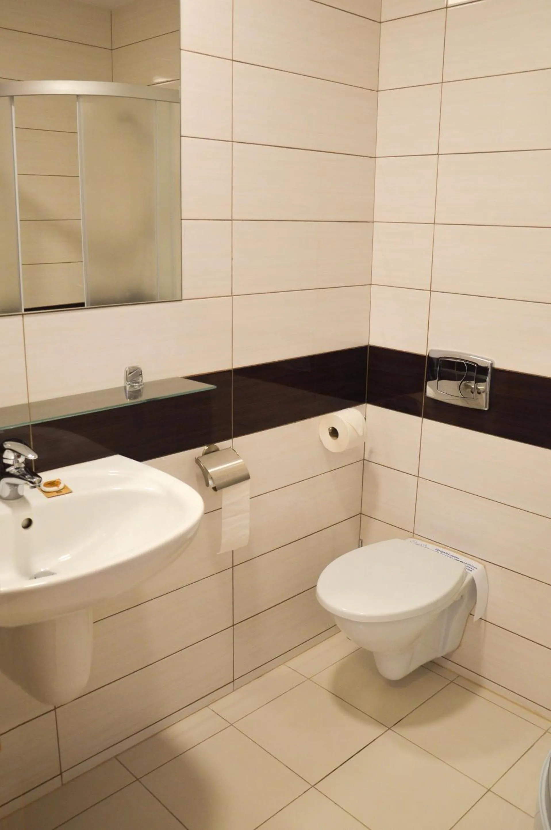 Toilet in Hotel Fero Lux