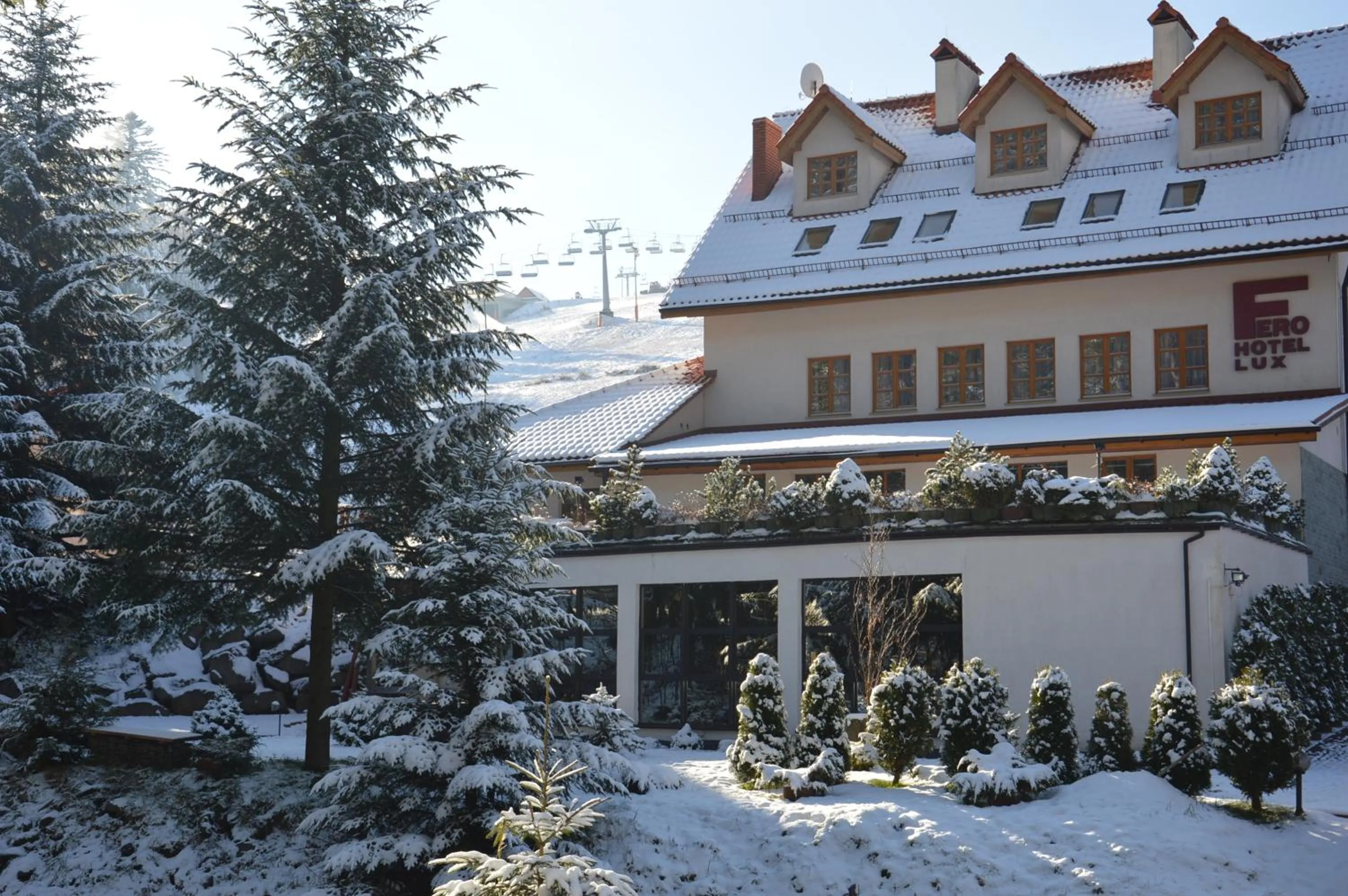 Property building in Hotel Fero Lux