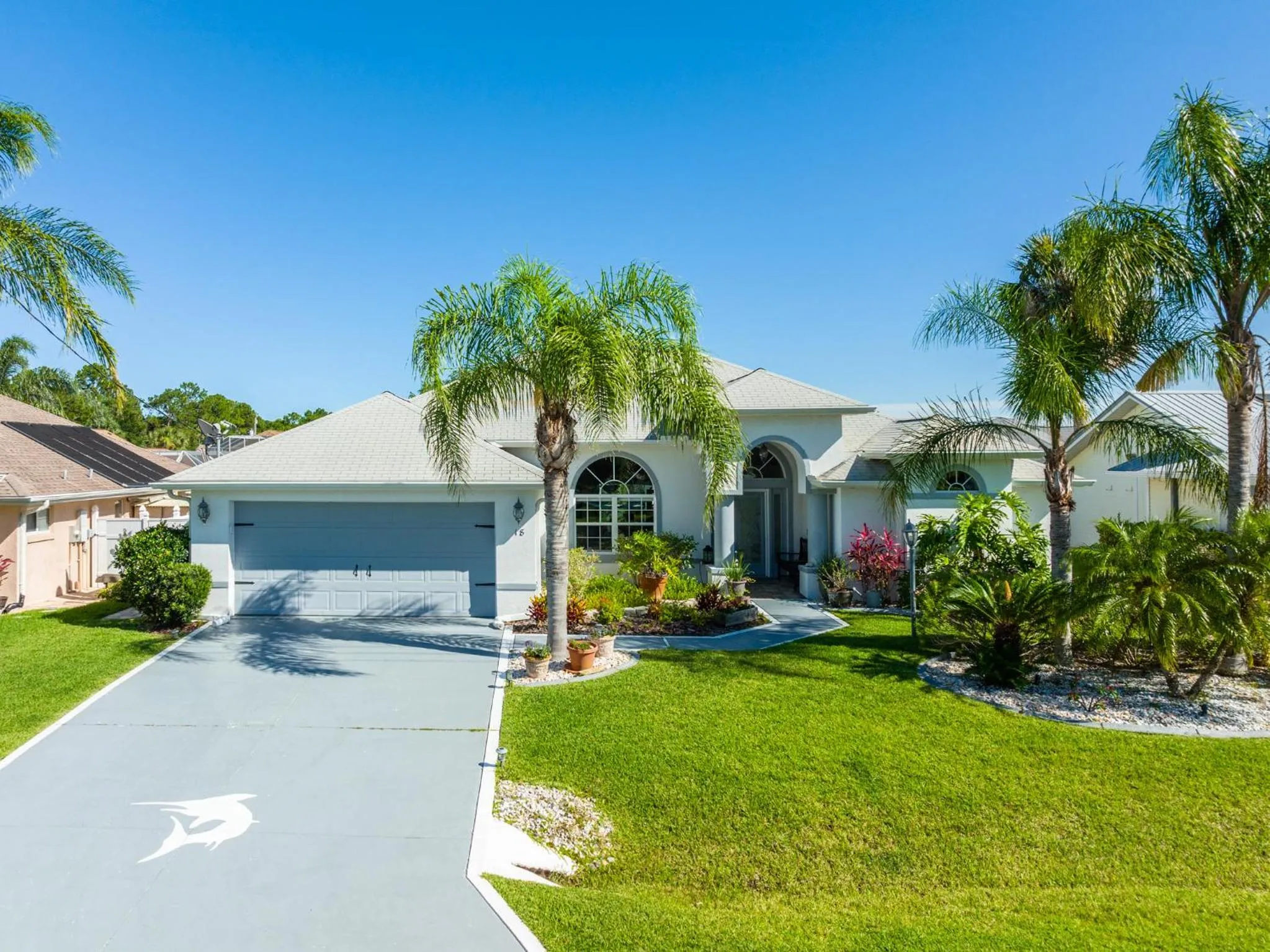Property building in Dock Holliday