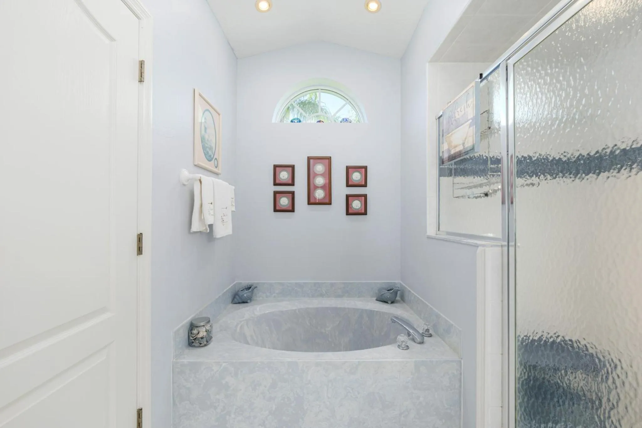 Bathroom in Dock Holliday