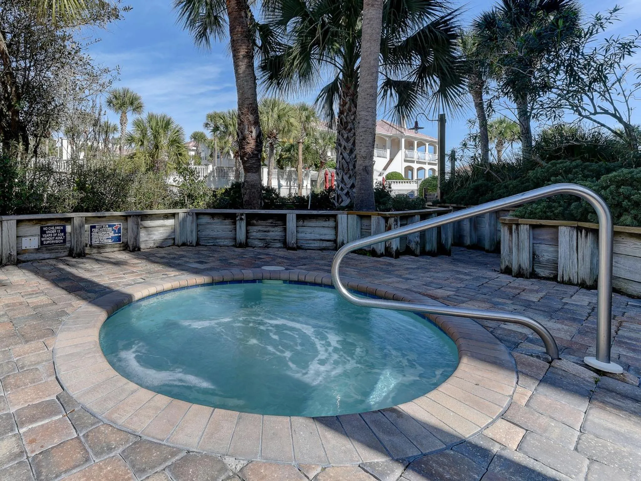 Property building in Hibiscus 101 D