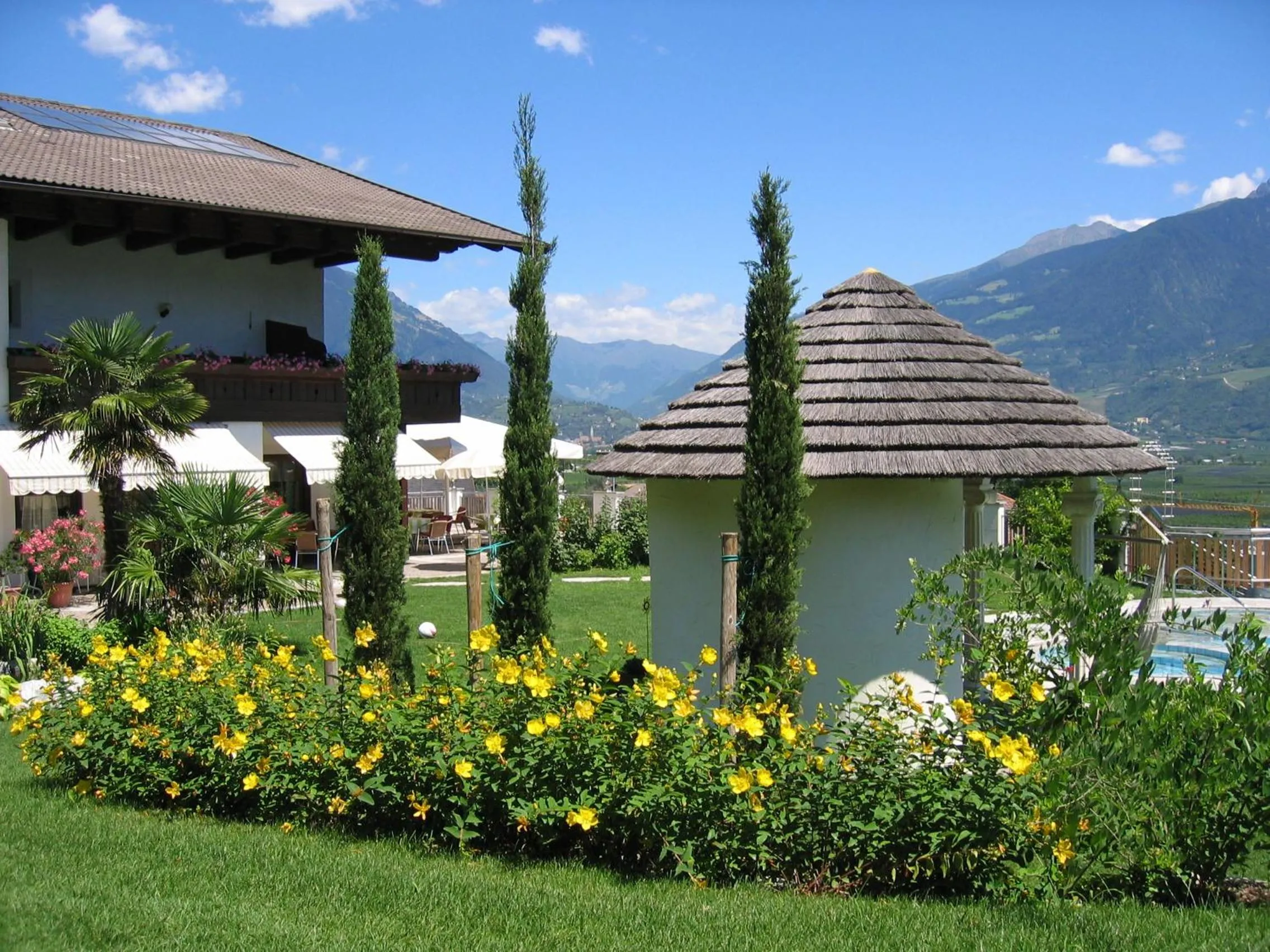 Garden in Hotel & Appartement Valtnaungut