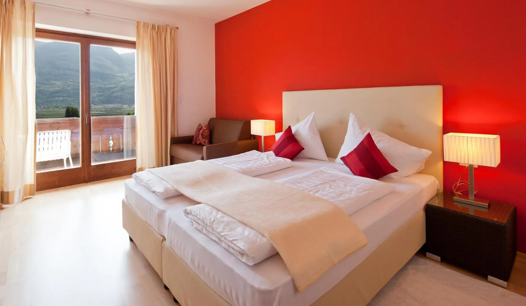 Bedroom, Bed in Hotel & Appartement Valtnaungut