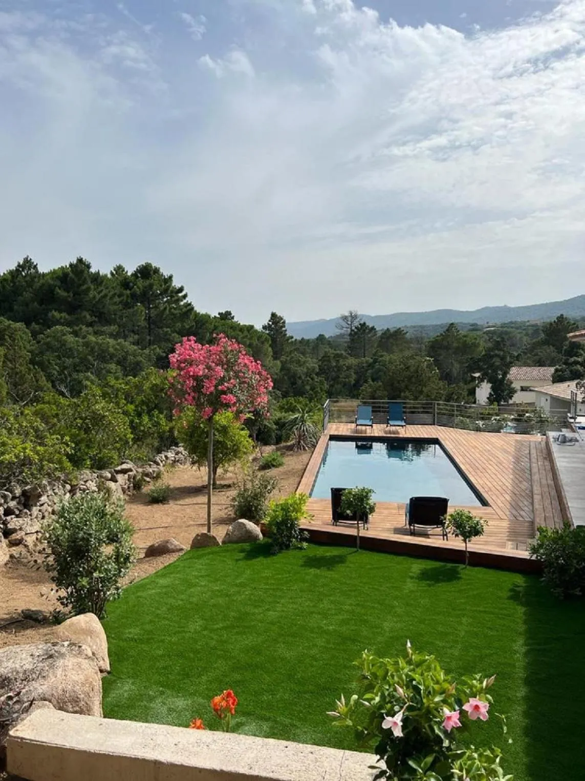 Villa Monte e Mare, piscine chauffée, climatisée à 5 mn de la plage de santa giulia