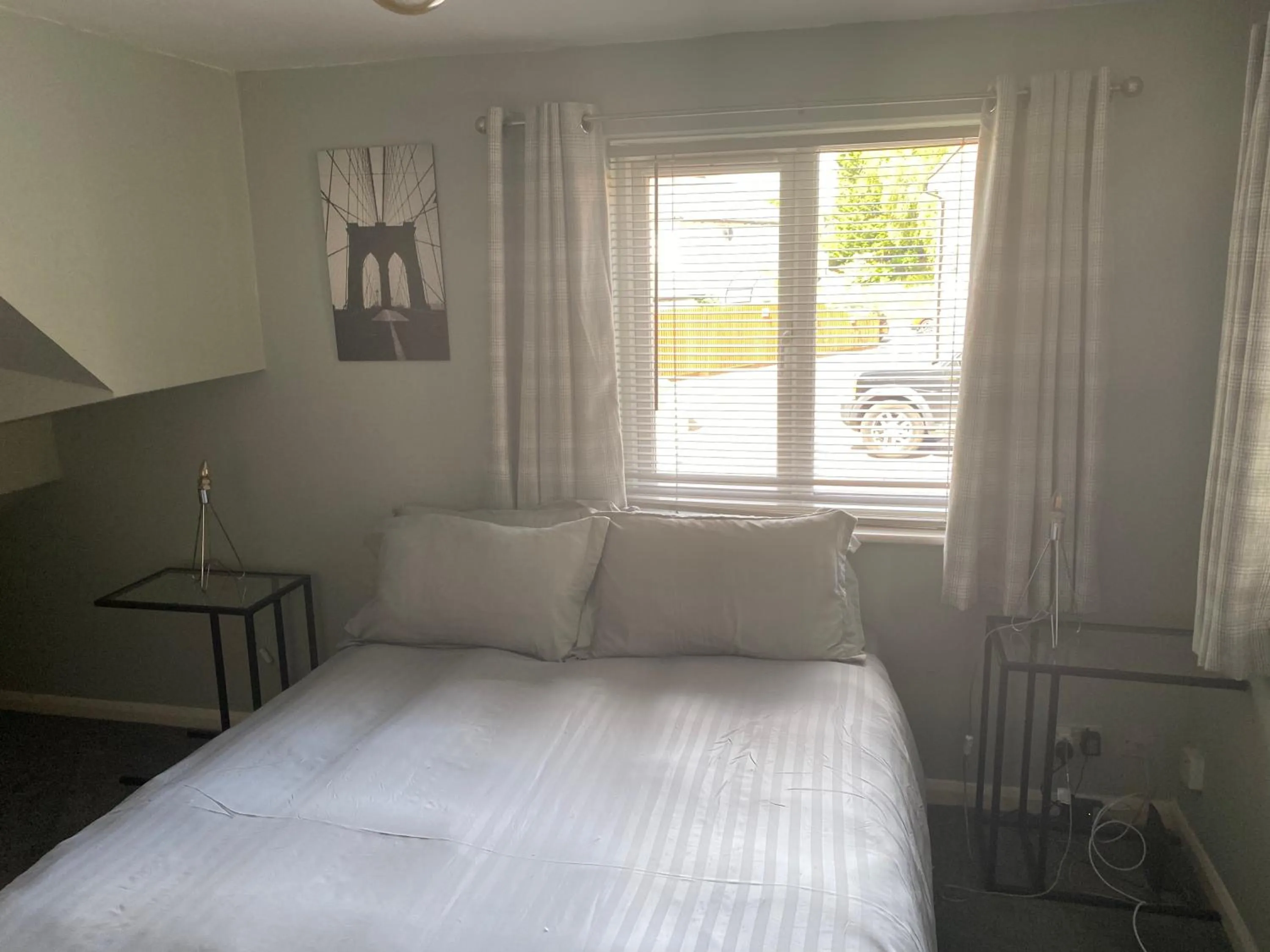 Bedroom, Bed in Wellbrook Rooms