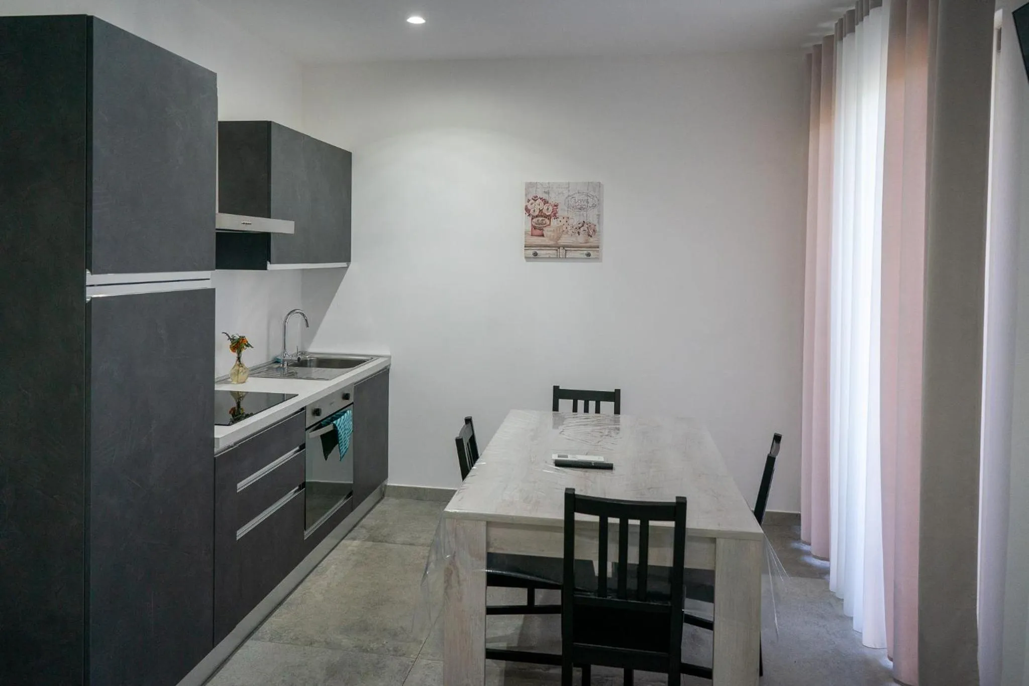 Kitchen or kitchenette in Residence la Pace - Pool & Relax