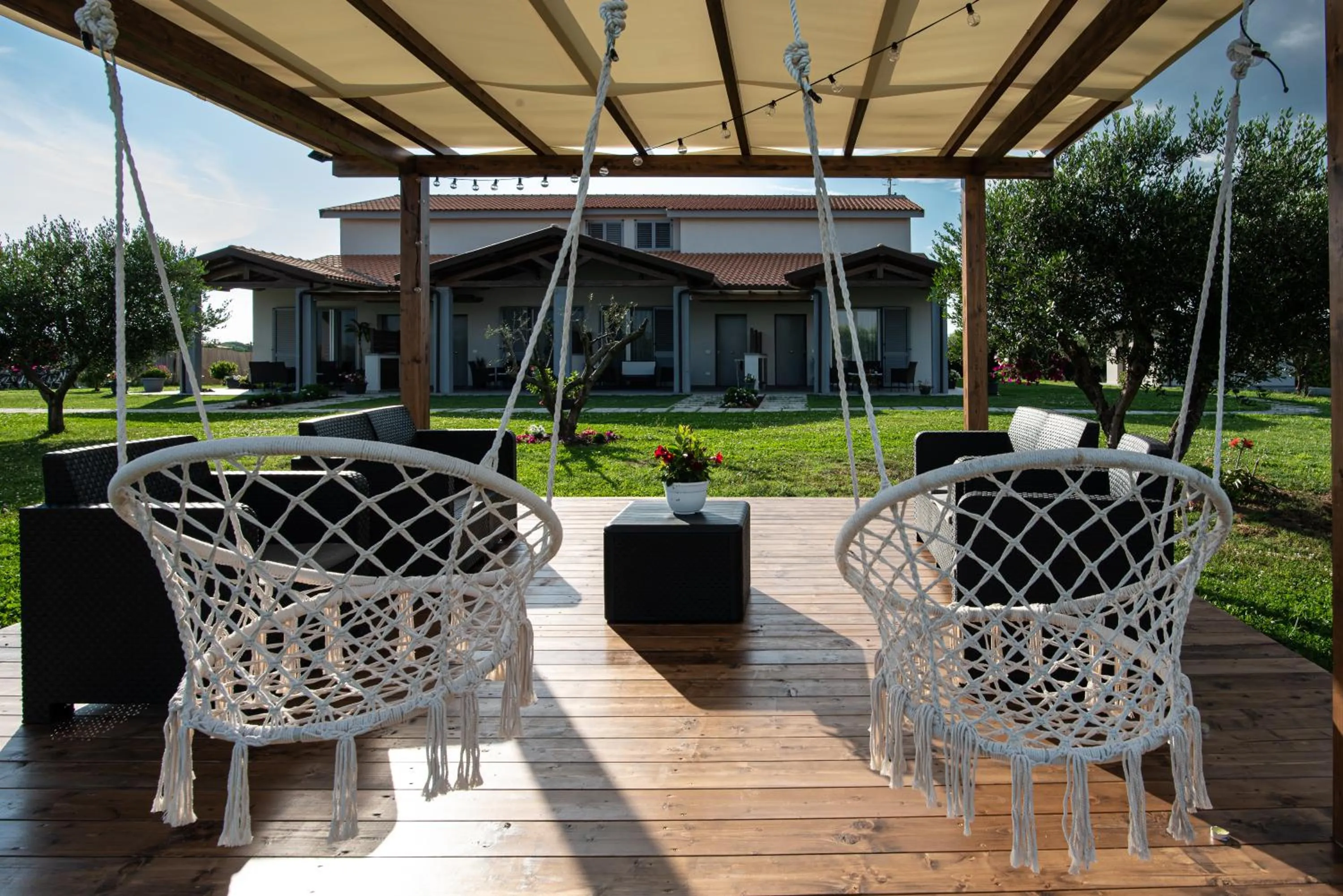 Patio in Residence la Pace - Pool & Relax