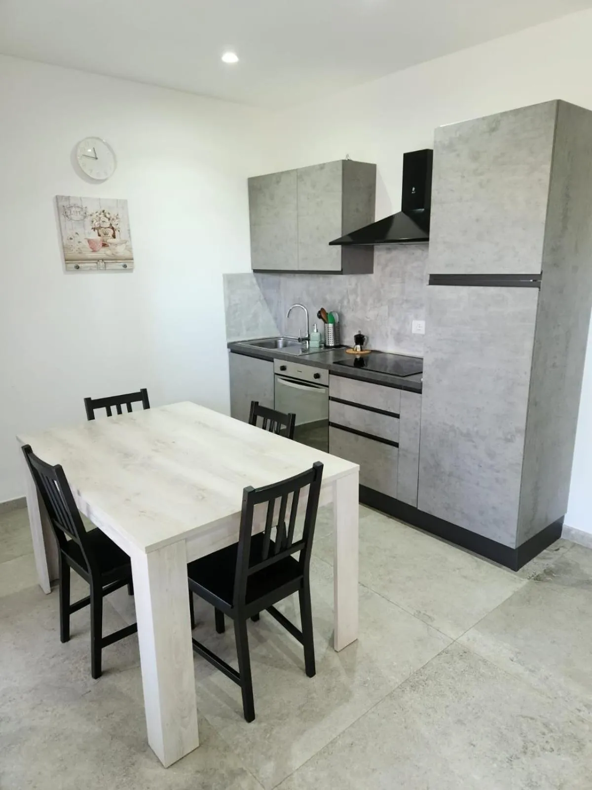 Kitchen or kitchenette in Residence la Pace - Pool & Relax