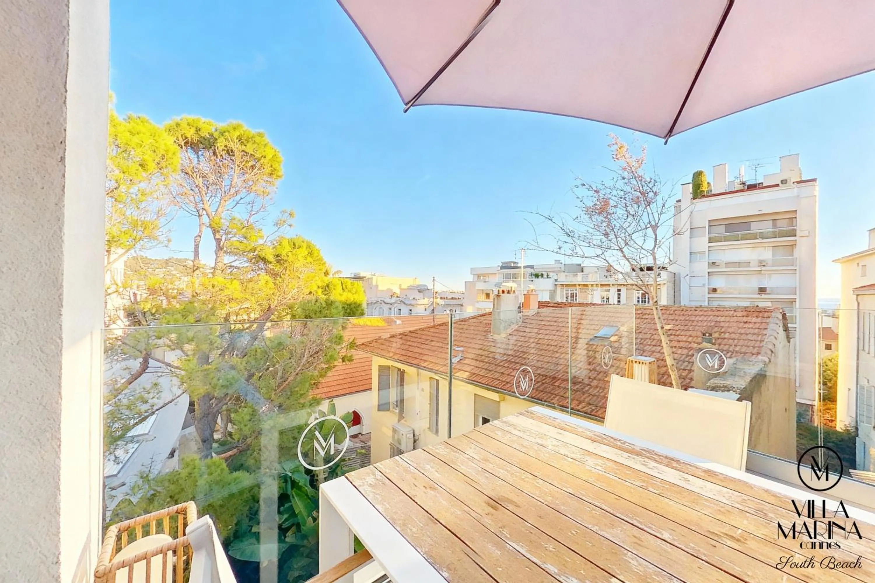 Day in VILLA MARINA CANNES