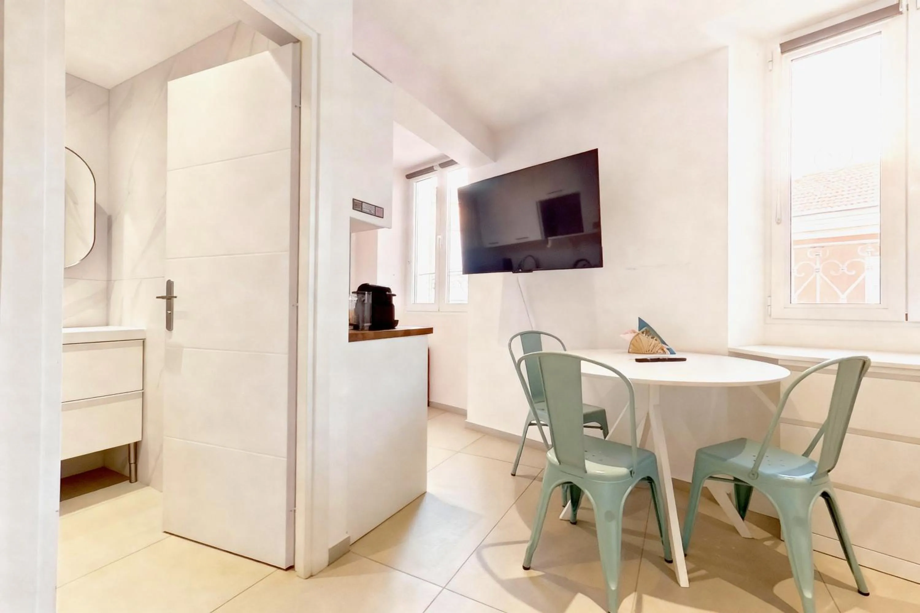 TV and multimedia in VILLA MARINA CANNES