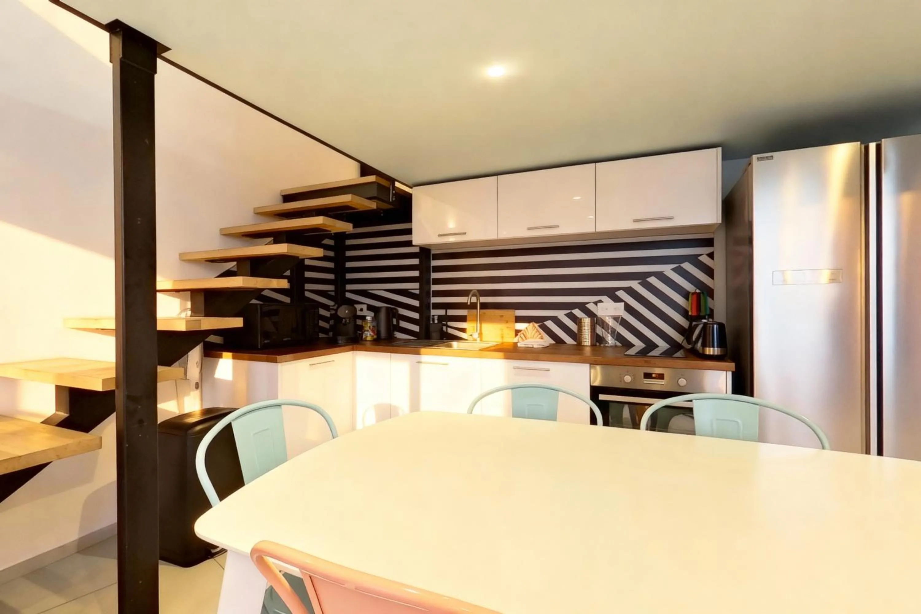 Kitchen or kitchenette in VILLA MARINA CANNES