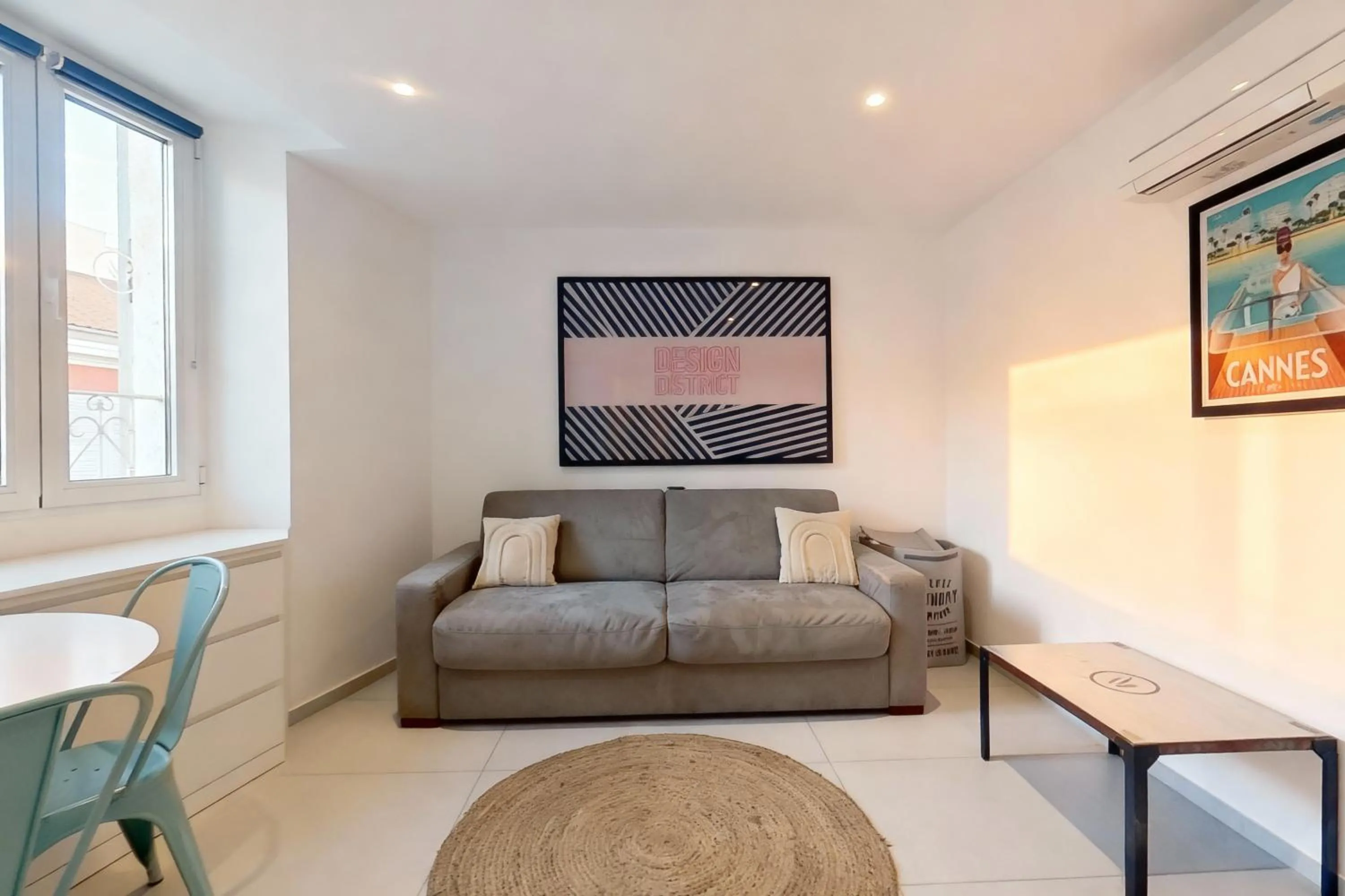 Living room in VILLA MARINA CANNES