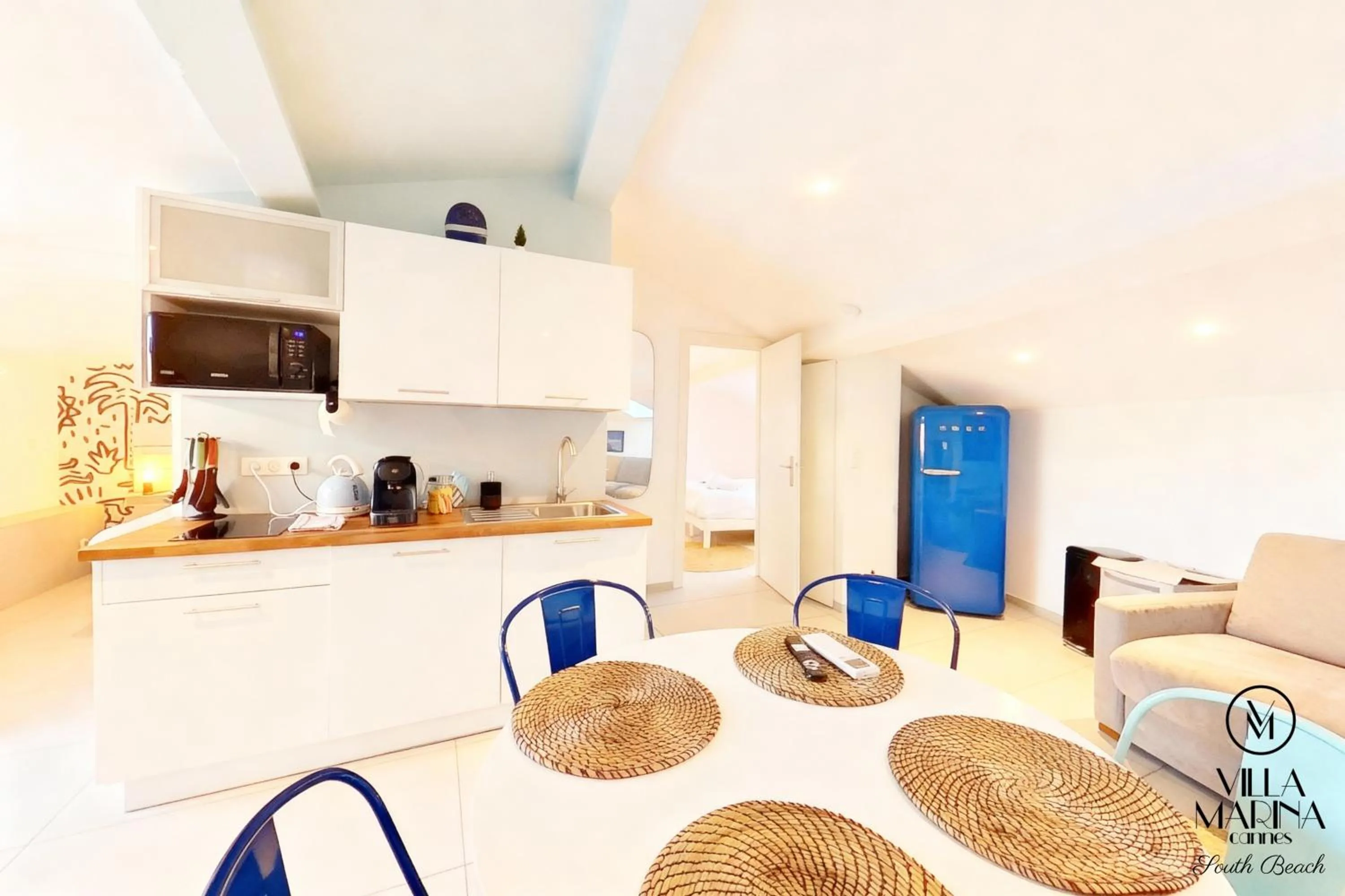 Kitchen or kitchenette in VILLA MARINA CANNES