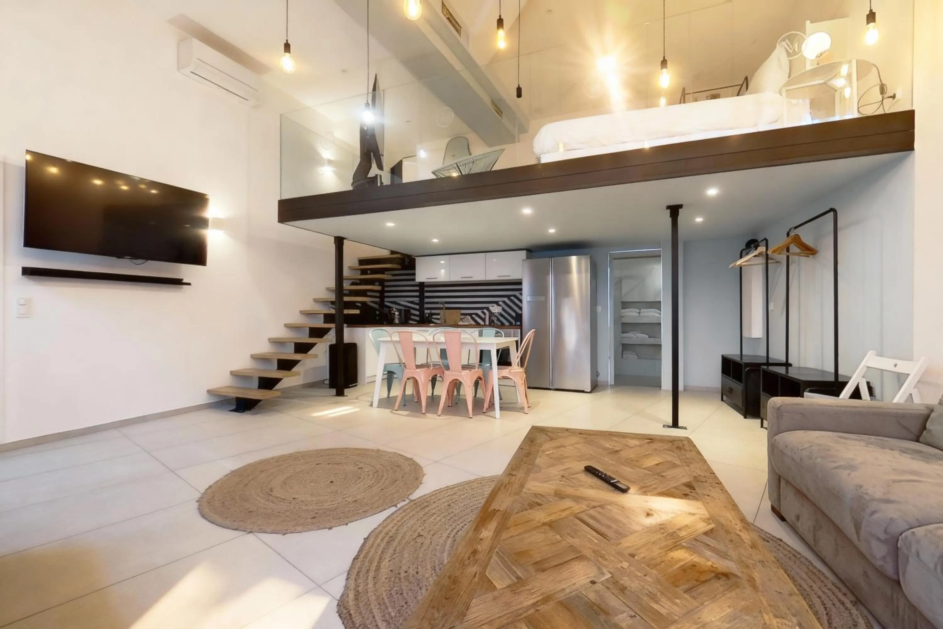 TV and multimedia in VILLA MARINA CANNES