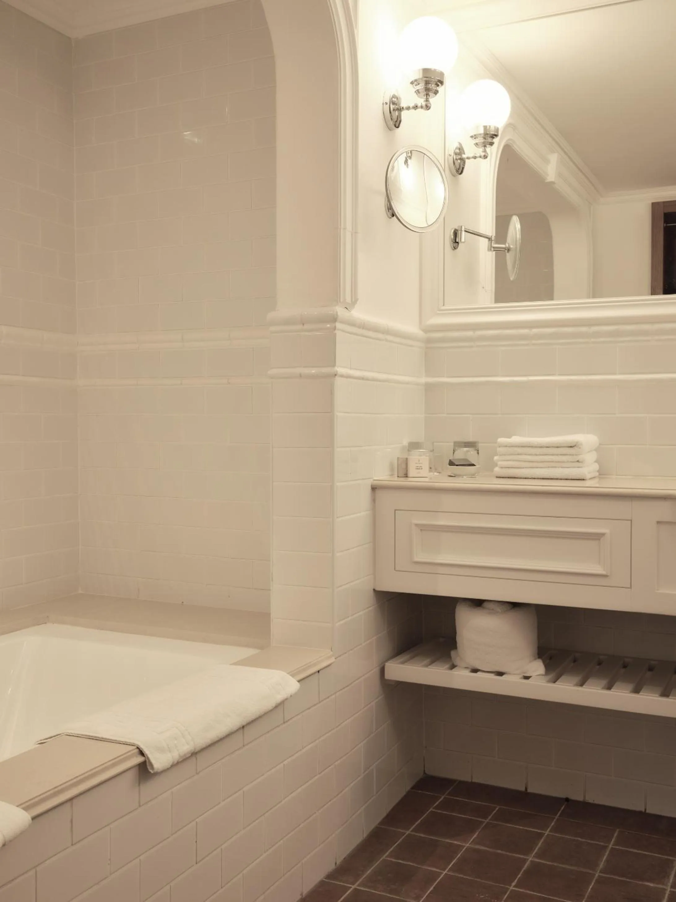 Bathroom in Pastoral Hotel - Kfar Blum