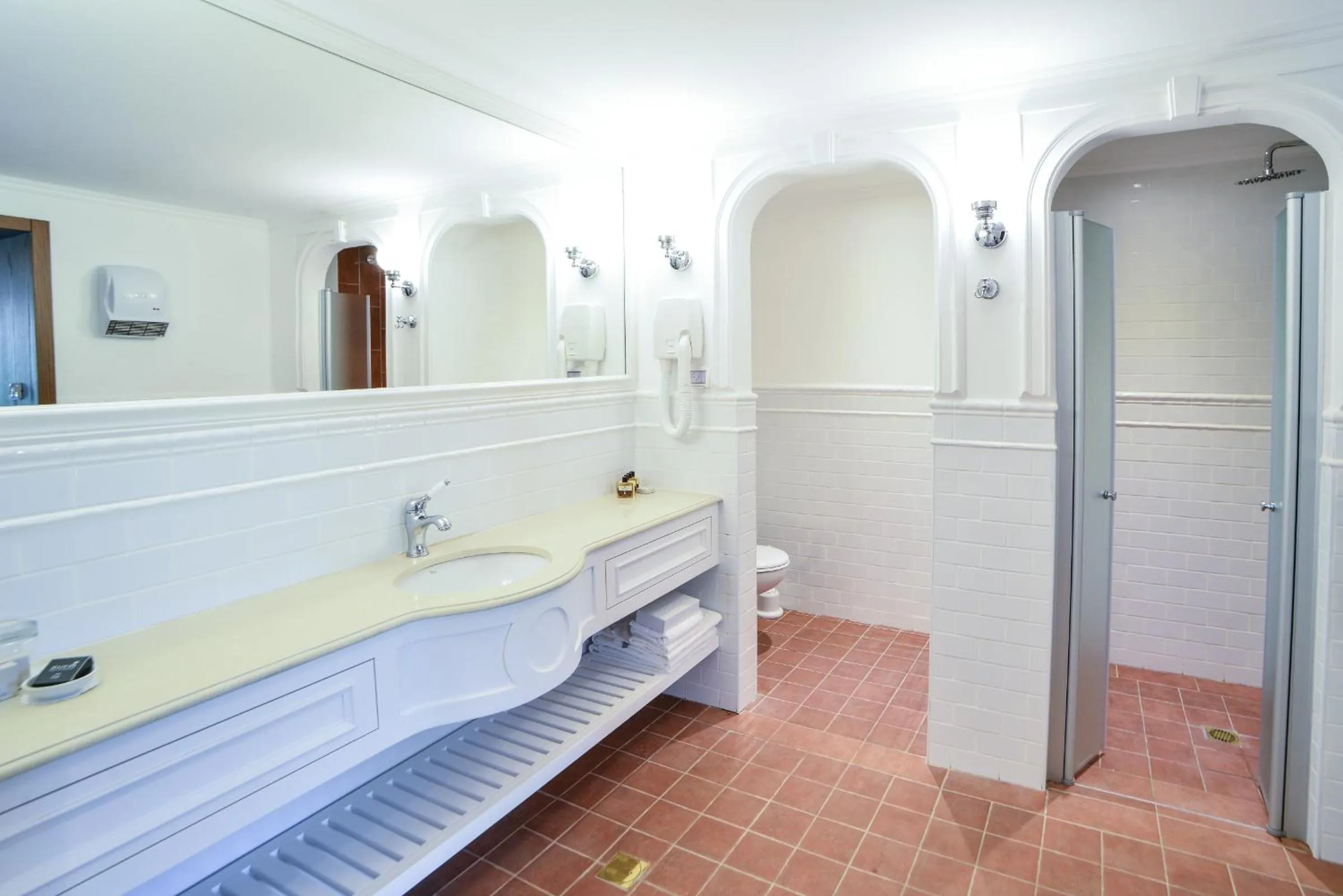 Bathroom in Pastoral Hotel - Kfar Blum