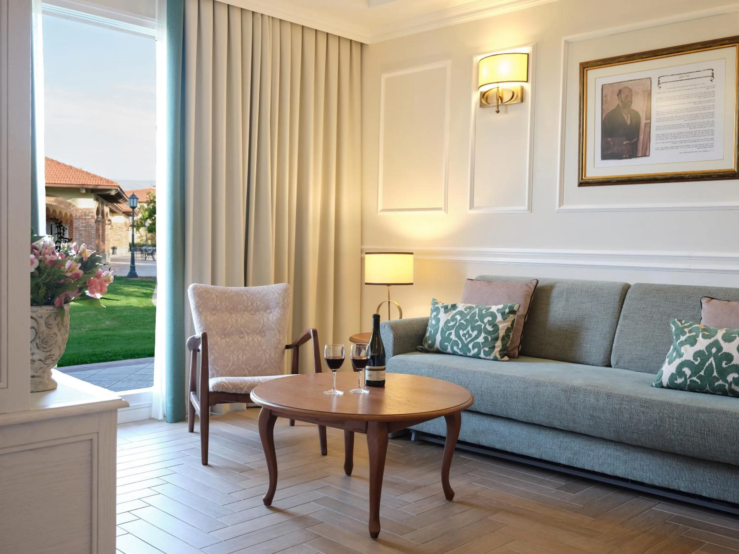 Living room in Pastoral Hotel - Kfar Blum