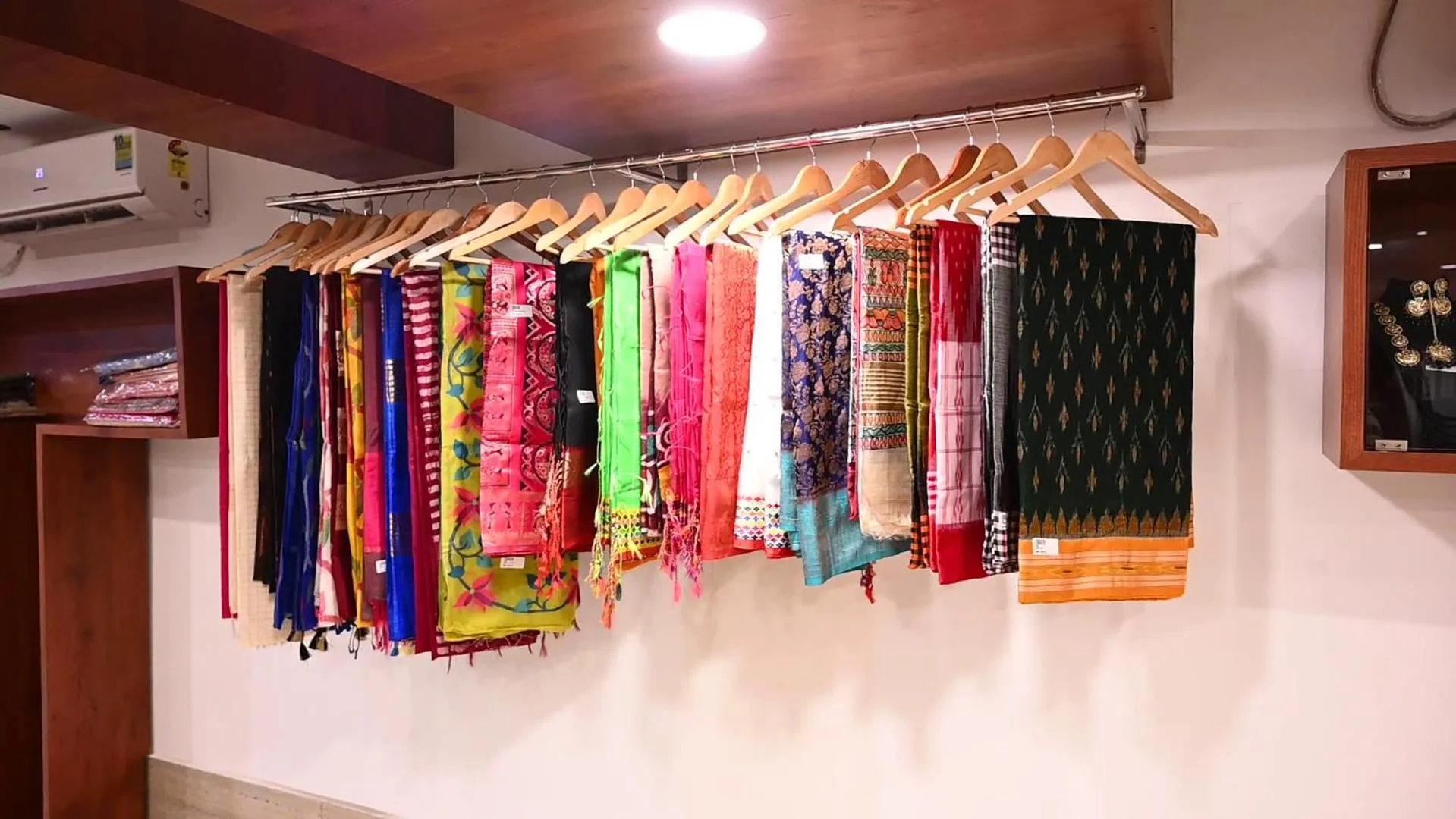 Shopping Area in Seven Hills Hotel