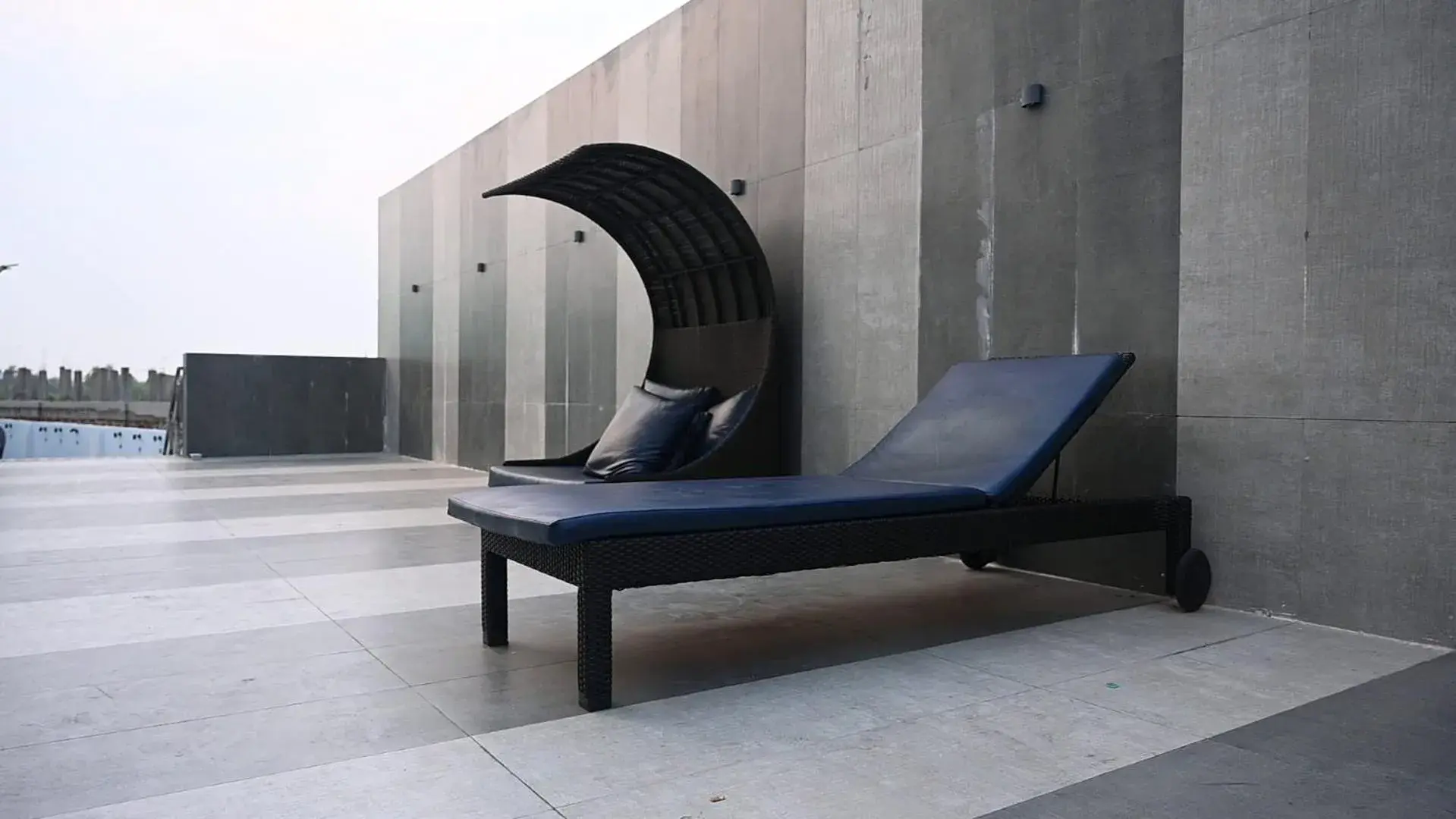 Swimming pool in Seven Hills Hotel Swimming pool in Seven Hills Hotel