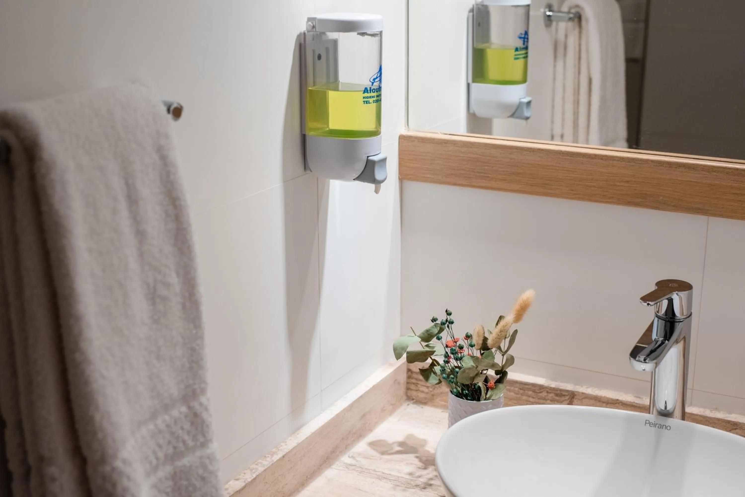 Toilet in Gran Hotel Dakar