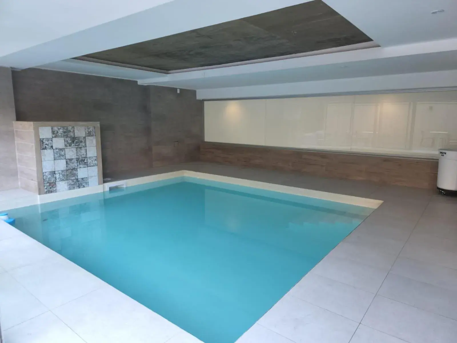 Swimming pool in Gran Hotel Dakar Swimming pool in Gran Hotel Dakar