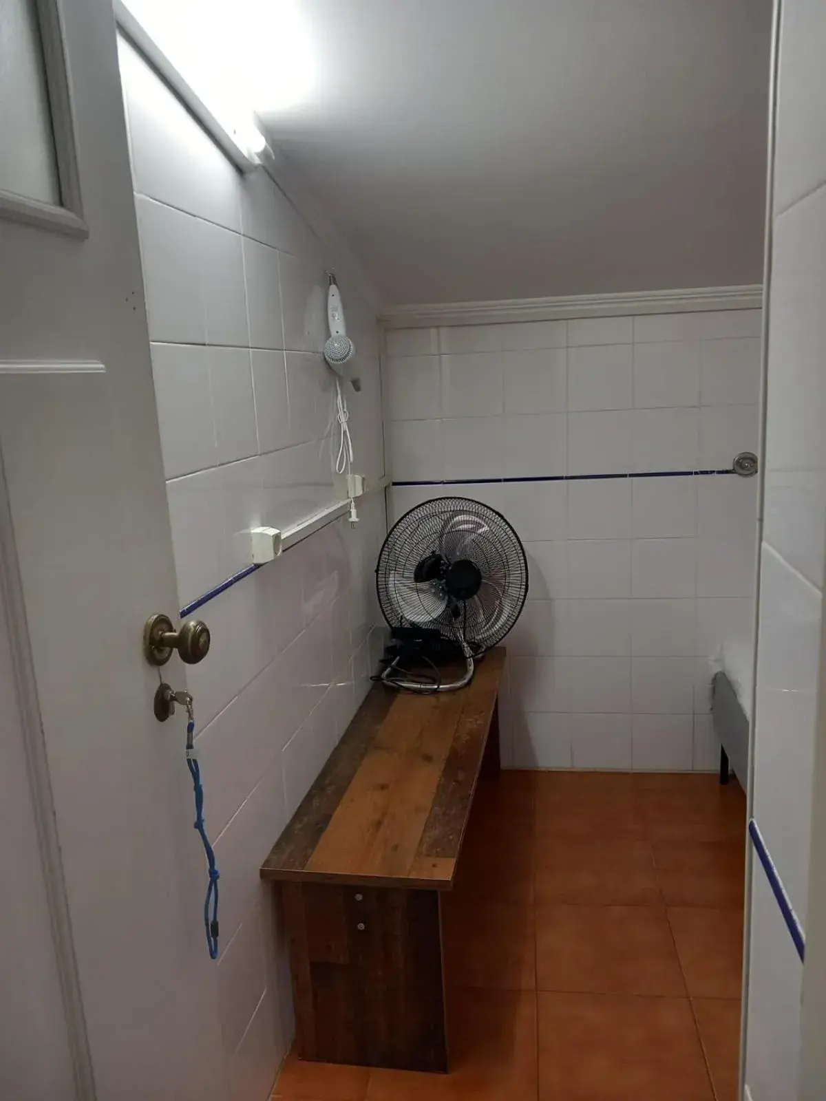 Single Room with Shared Bathroom in Heart of Lisbon Single Room with Shared Bathroom in Heart of Lisbon