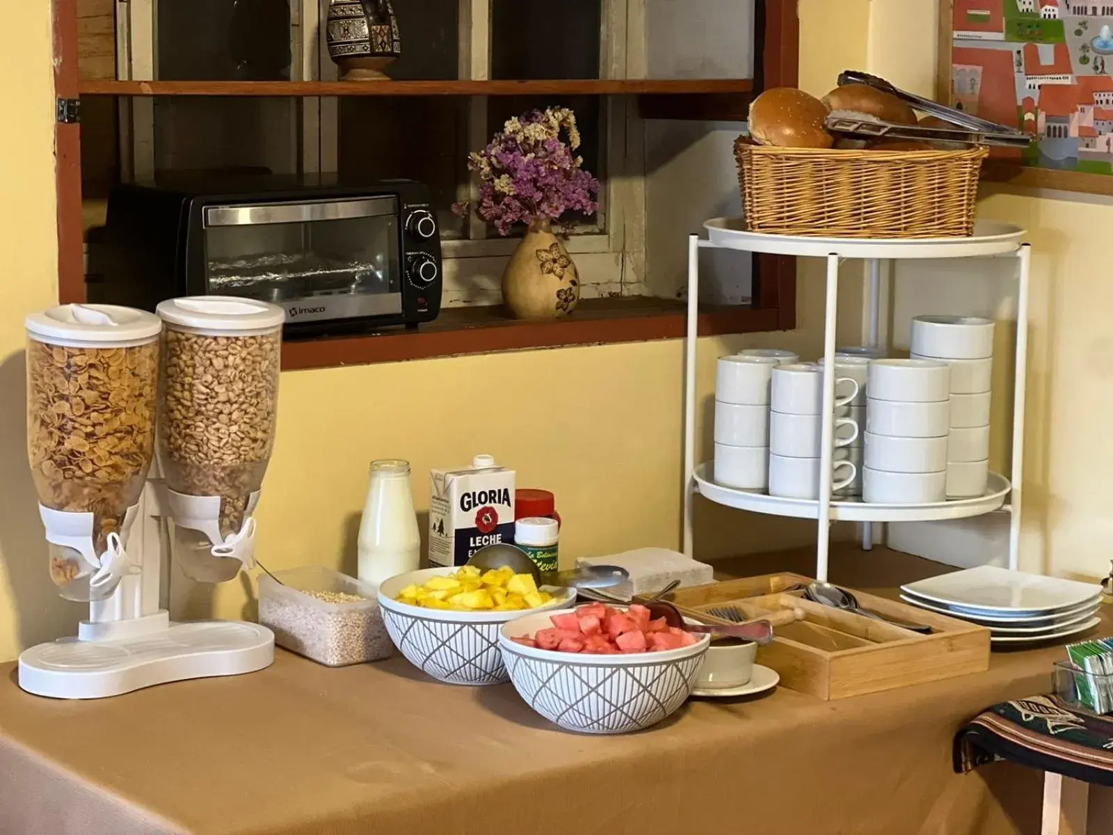 Bed in 6-Bed Mixed Dormitory Room in Eco Inn Bed in 6-Bed Mixed Dormitory Room in Eco Inn