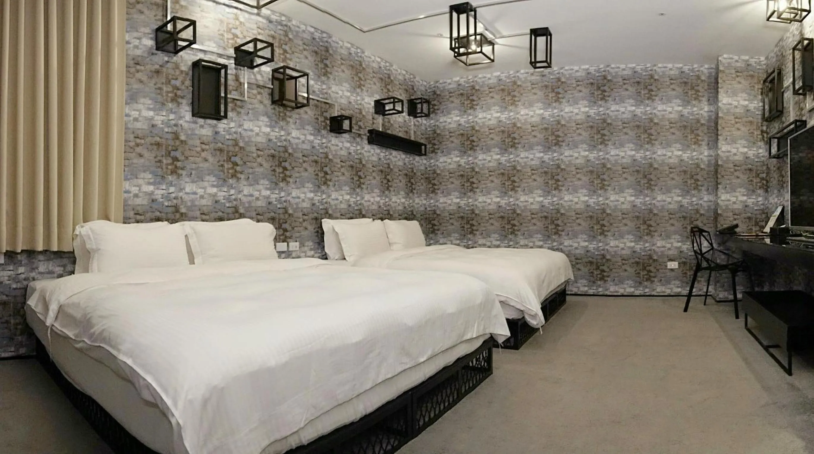 Photo of the whole room, Bed in The Tree House