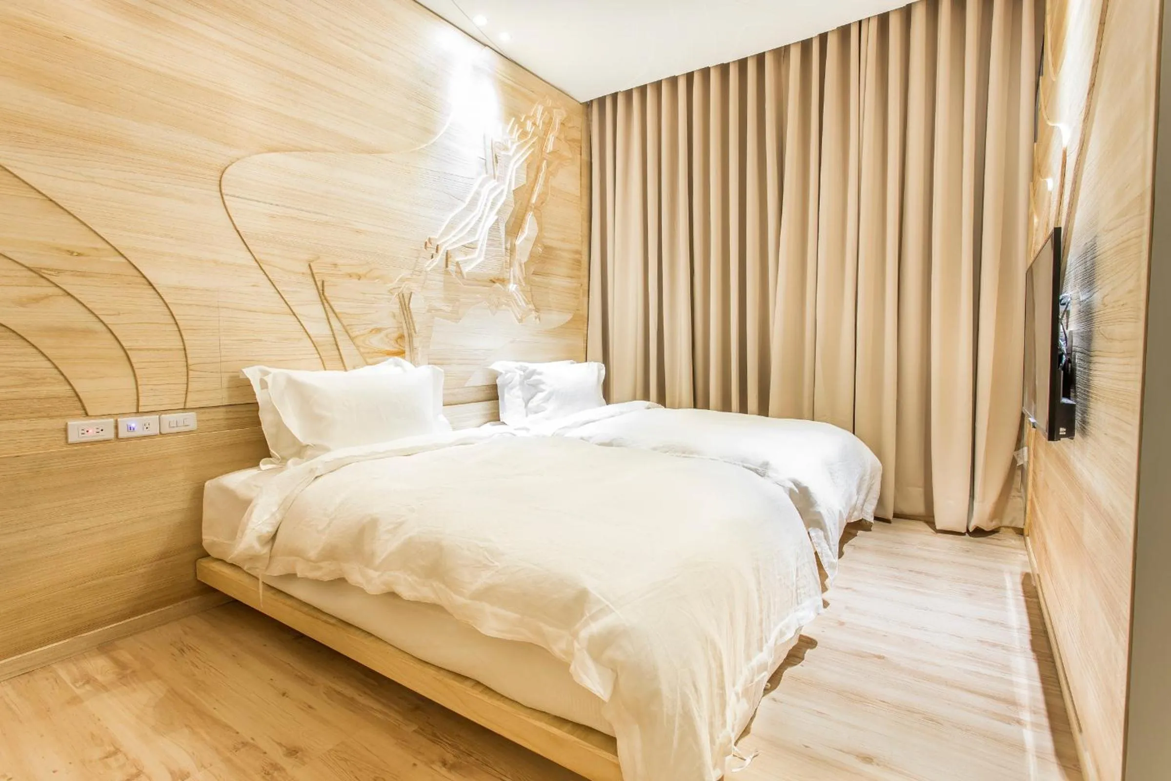 Photo of the whole room, Bed in The Tree House