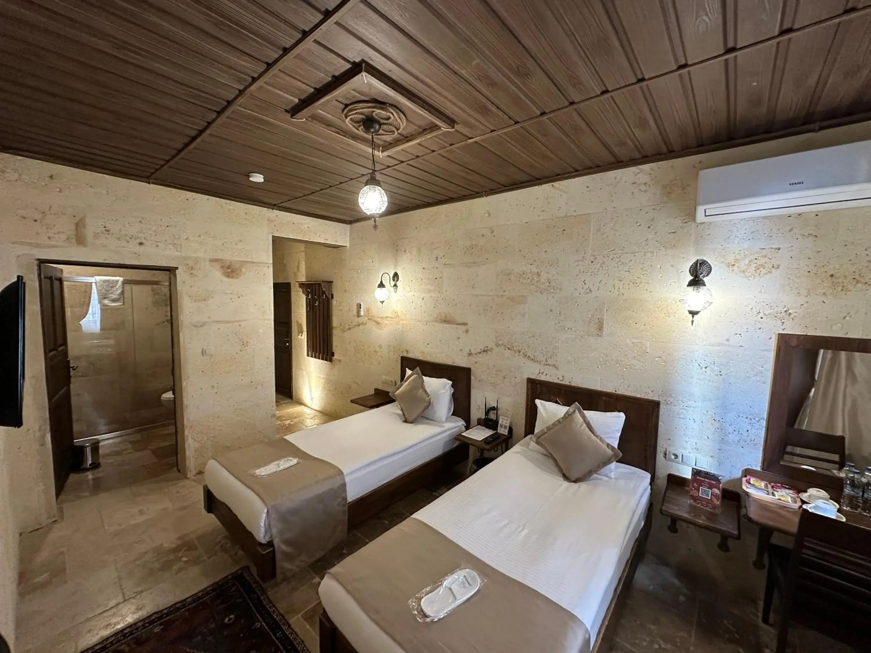 Standard Twin Room in Virtus Cappadocia Hotel Göreme Standard Twin Room in Virtus Cappadocia Hotel Göreme