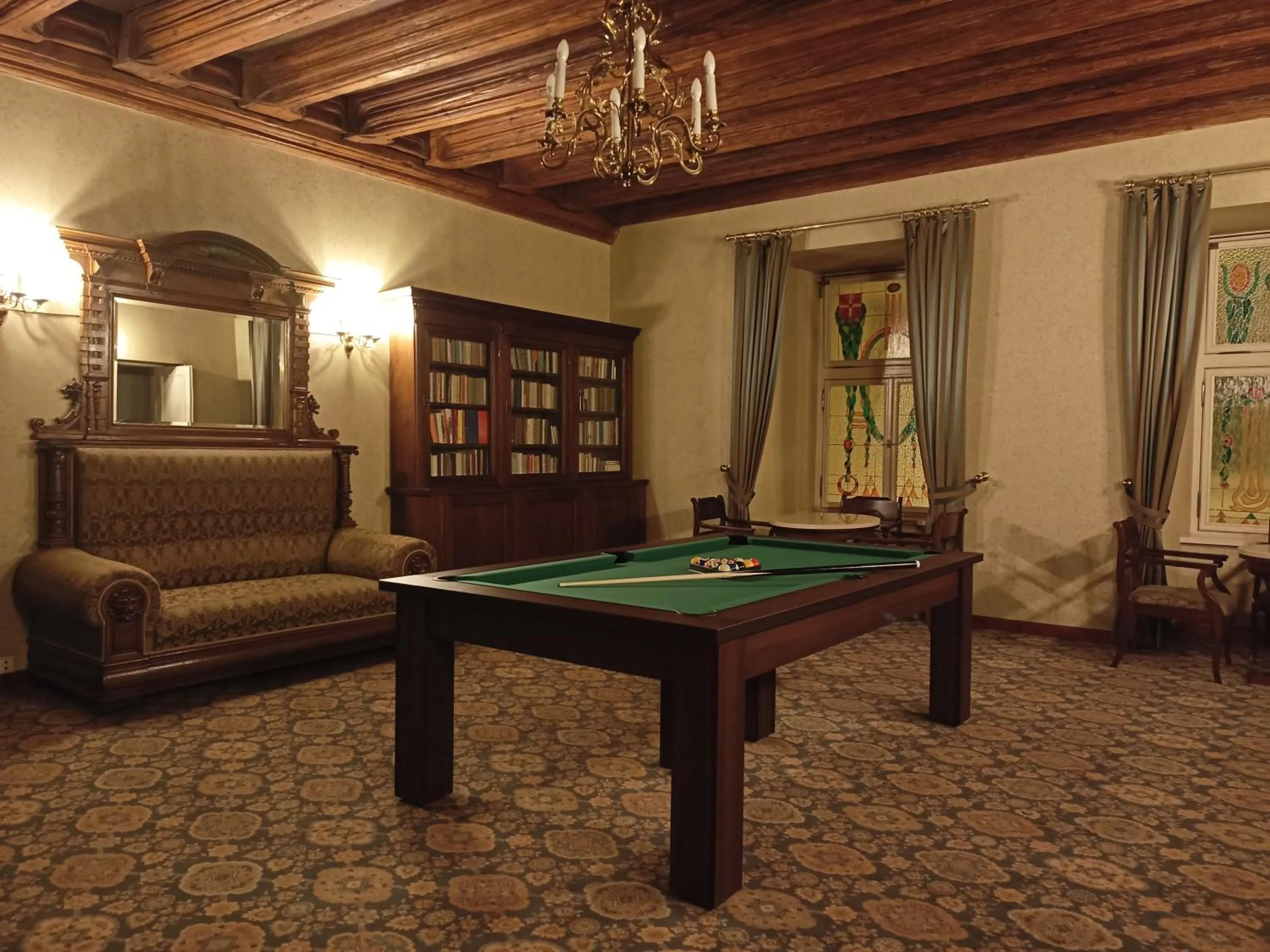 Billiard in Grand Hotel