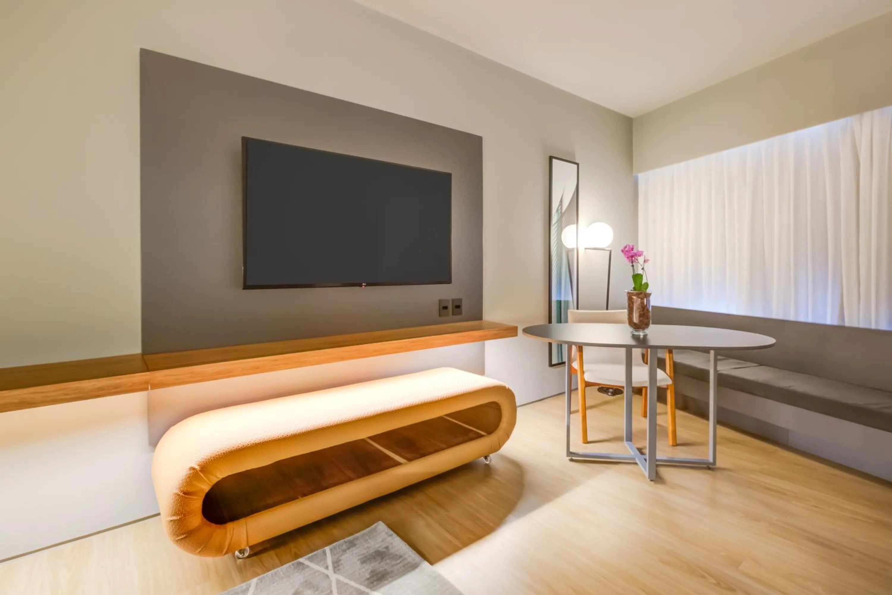 Bedroom, Bed in DoubleTree by Hilton Porto Alegre