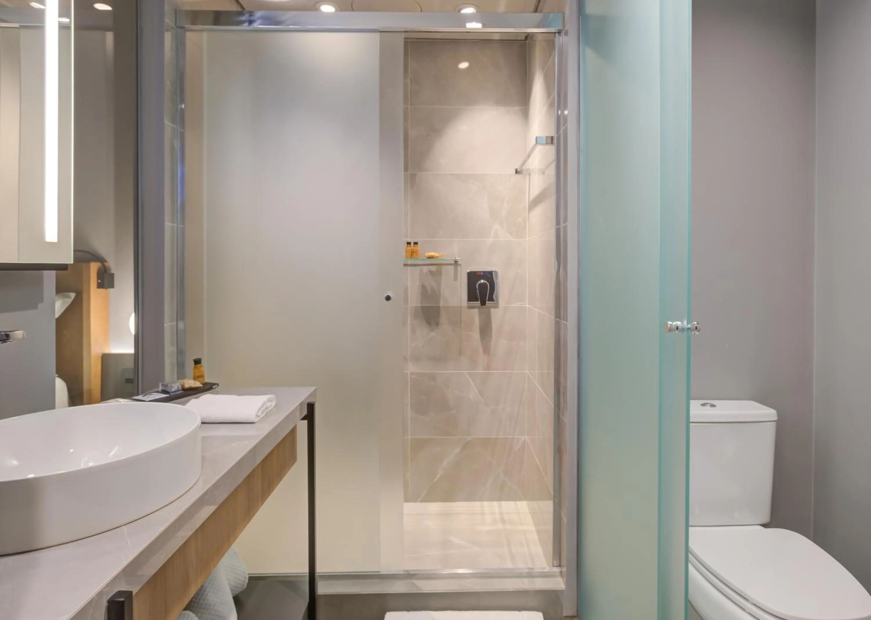 Bathroom in DoubleTree by Hilton Porto Alegre