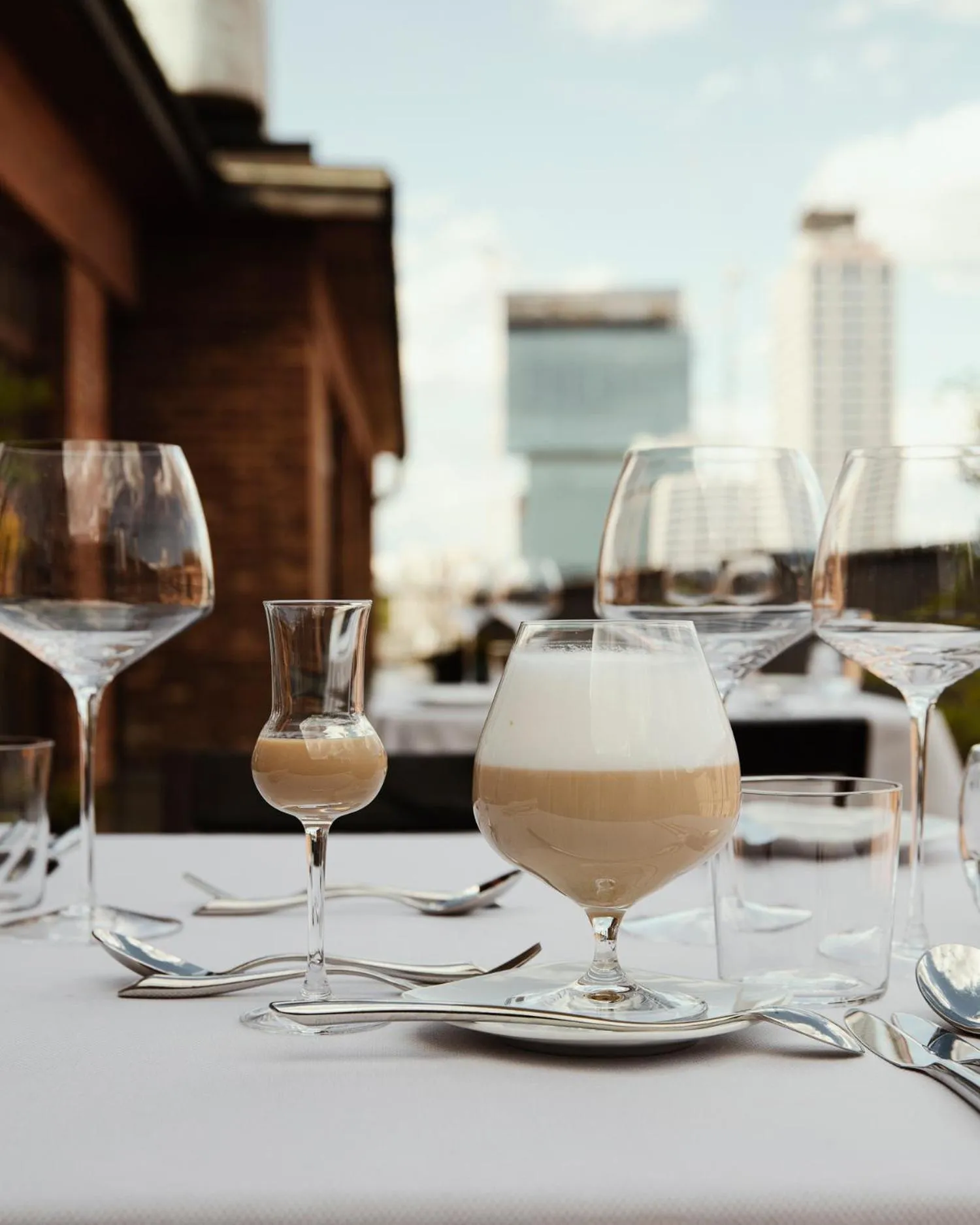 Food and drinks in Hotel Monopol