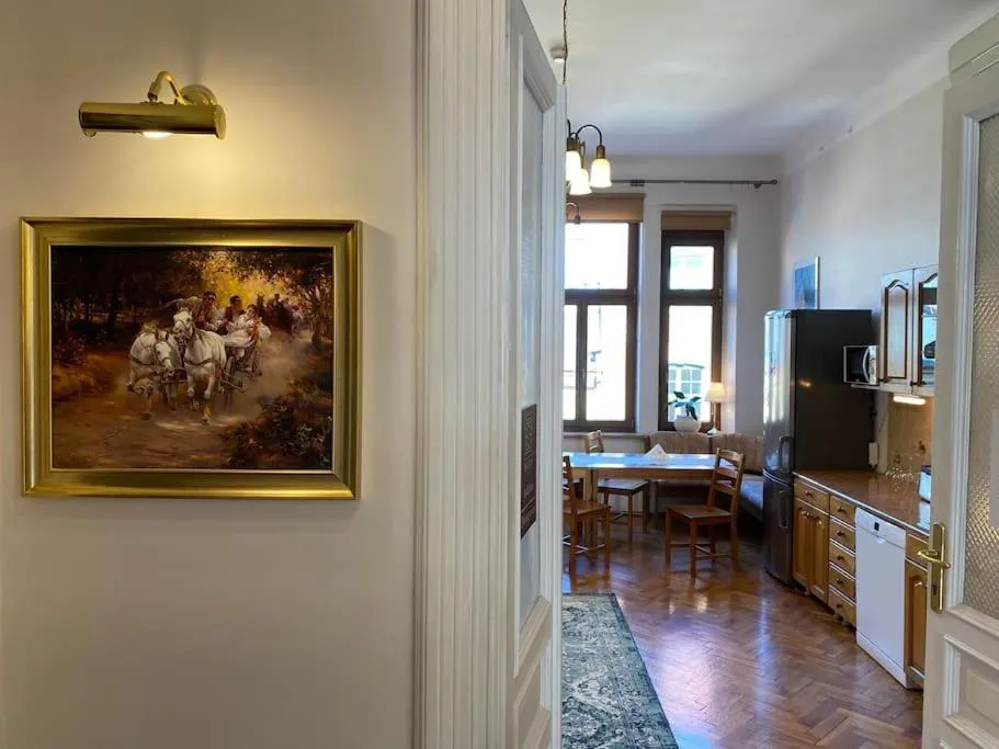 Kitchen or kitchenette in Aparthotel Maria