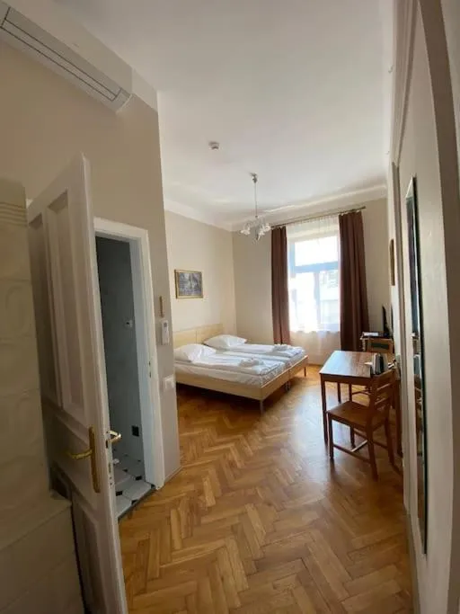 Bed in Aparthotel Maria