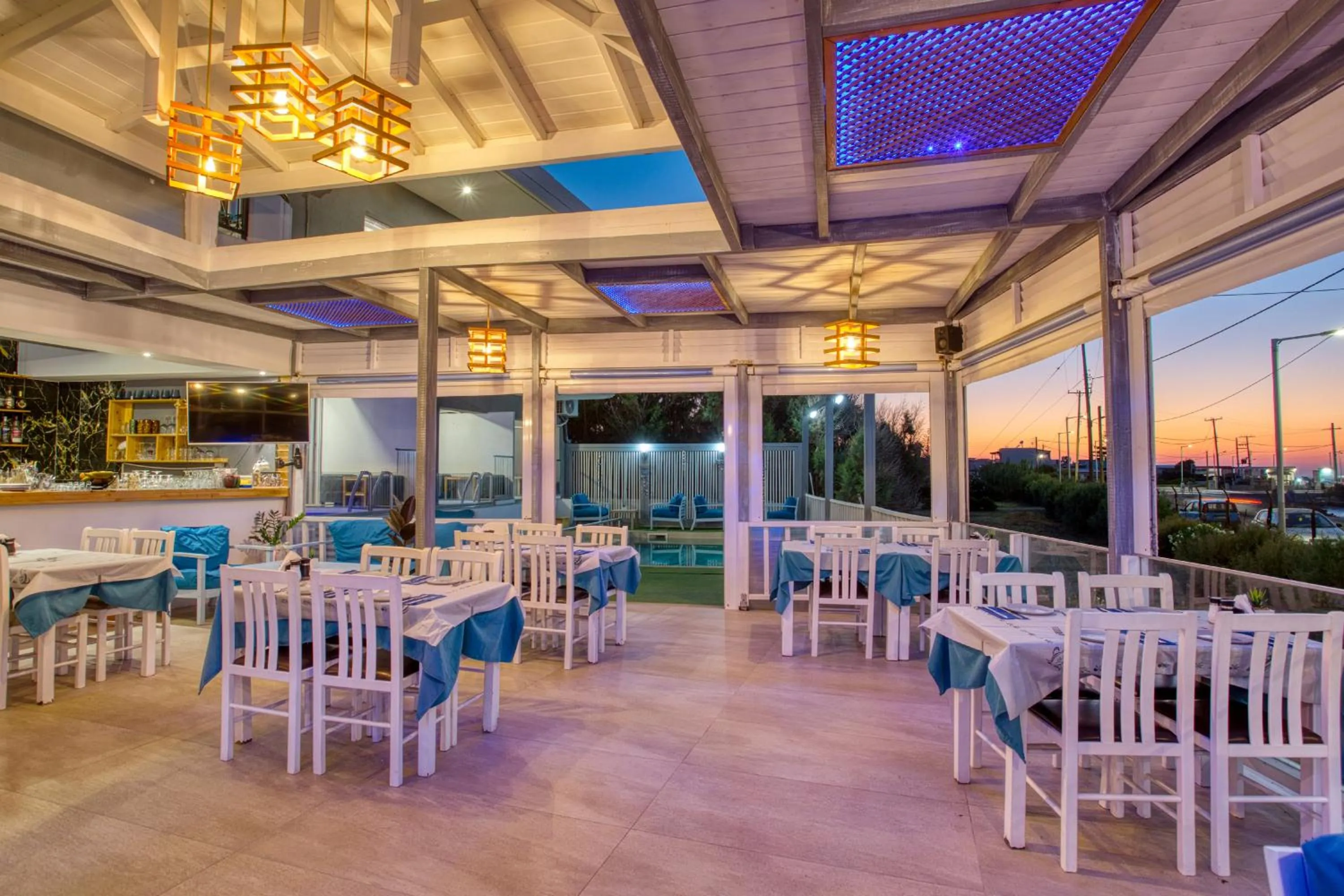 Restaurant/places to eat in Seaside Gouves