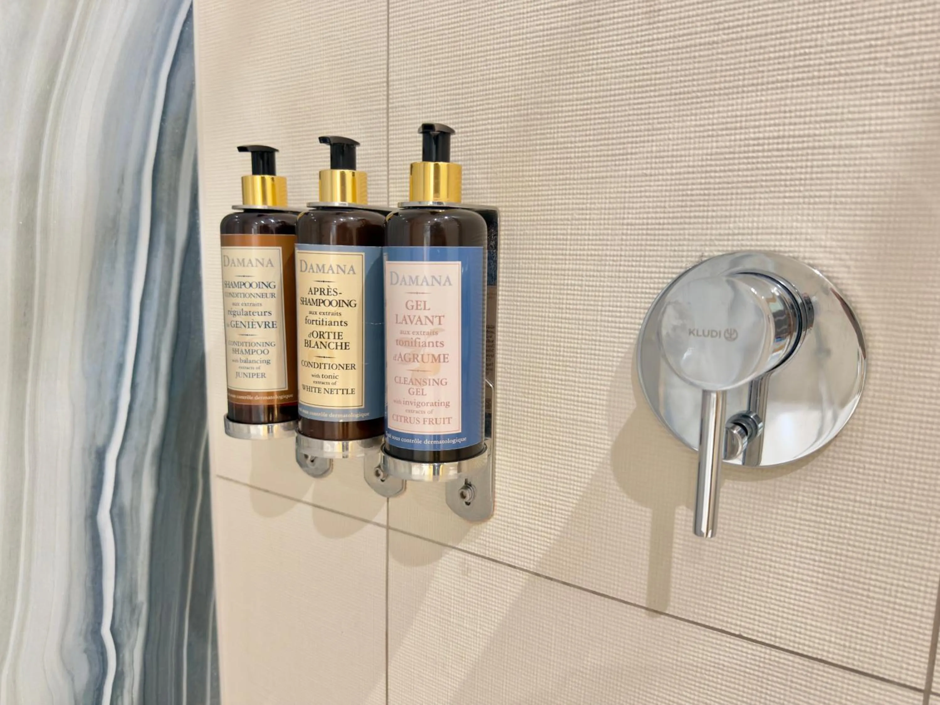 Bathroom in Hotel Zhong Hua