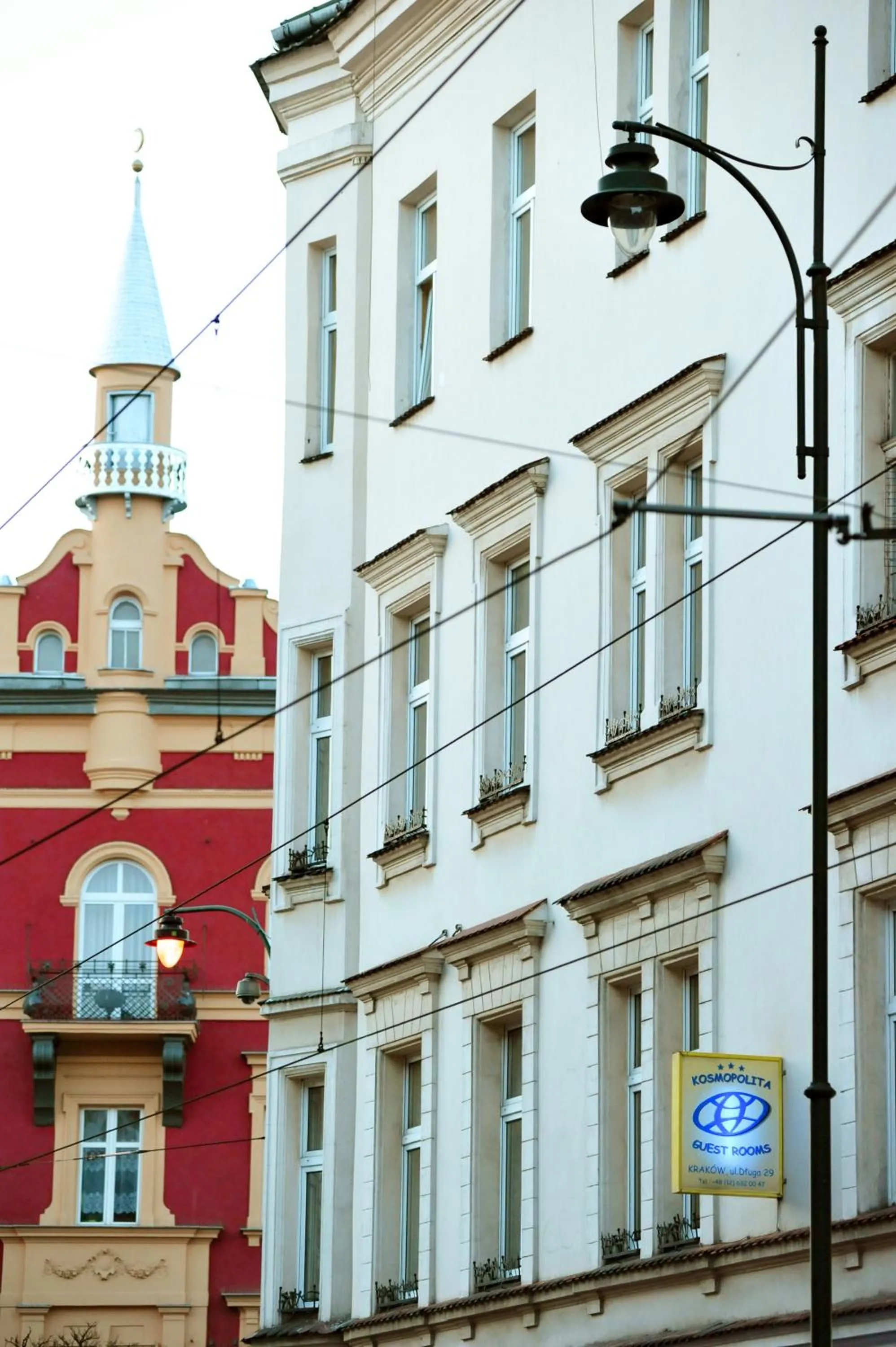 Facade/entrance in Kosmopolita Rooms