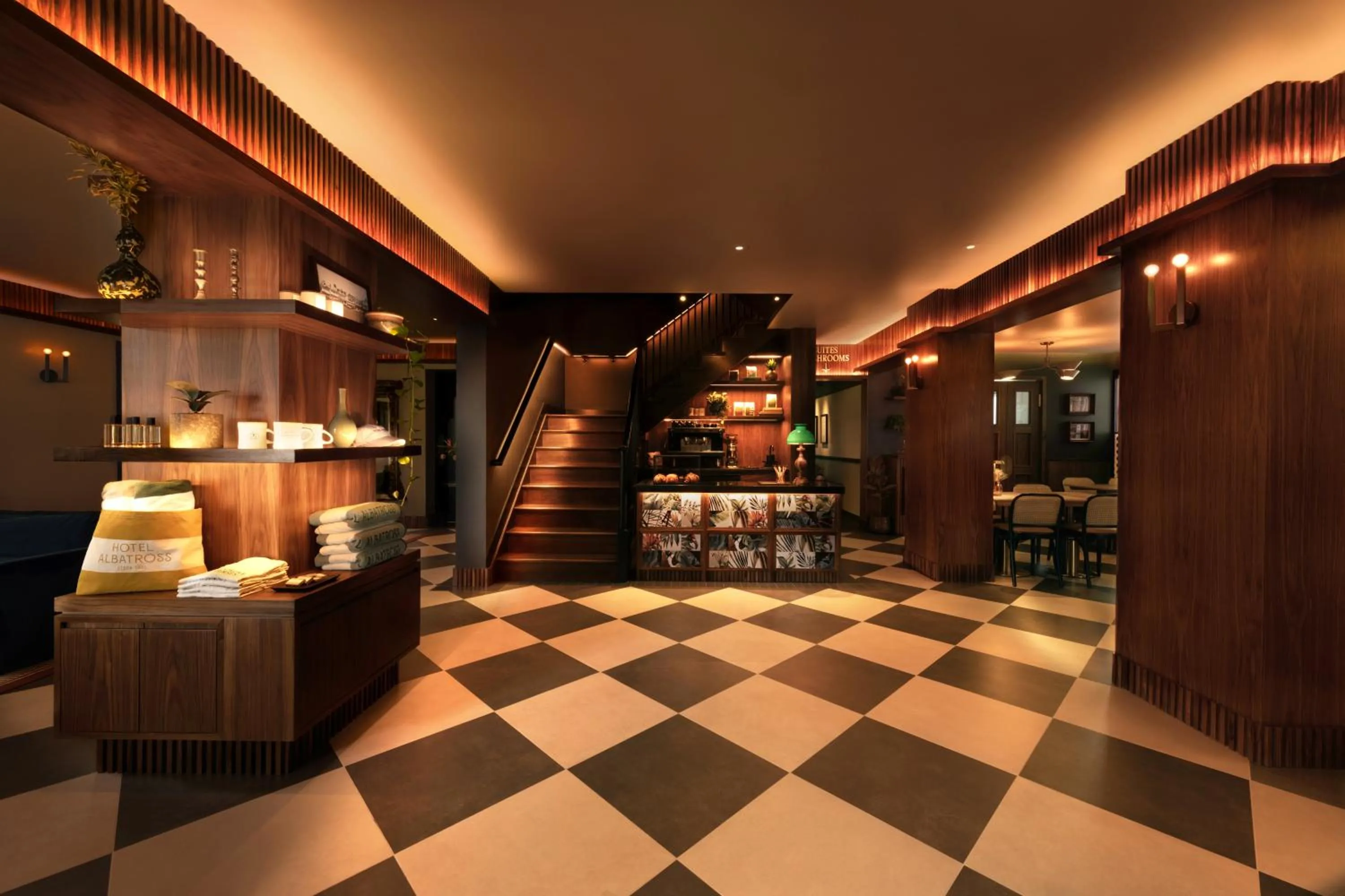 Hotel Albatross
