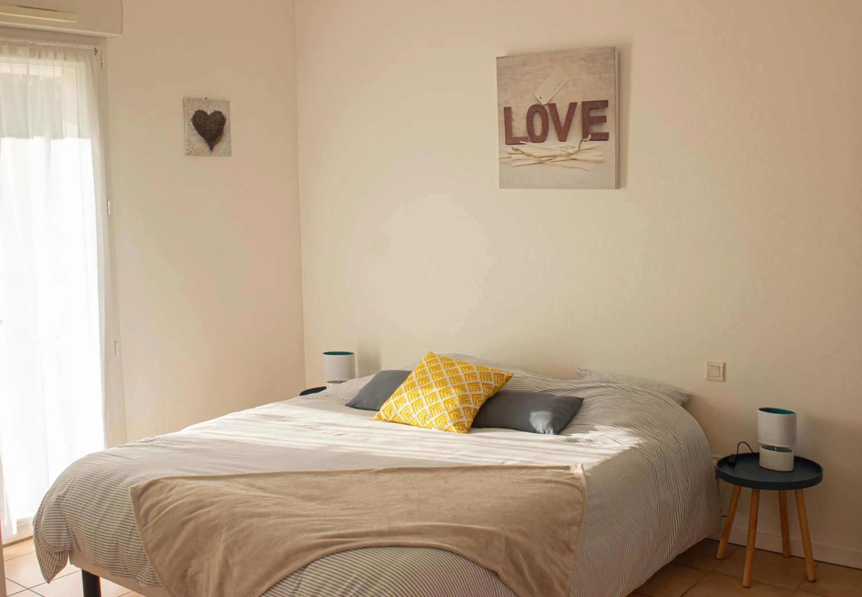 Bed in Villa Saint Fort - Résidence Services