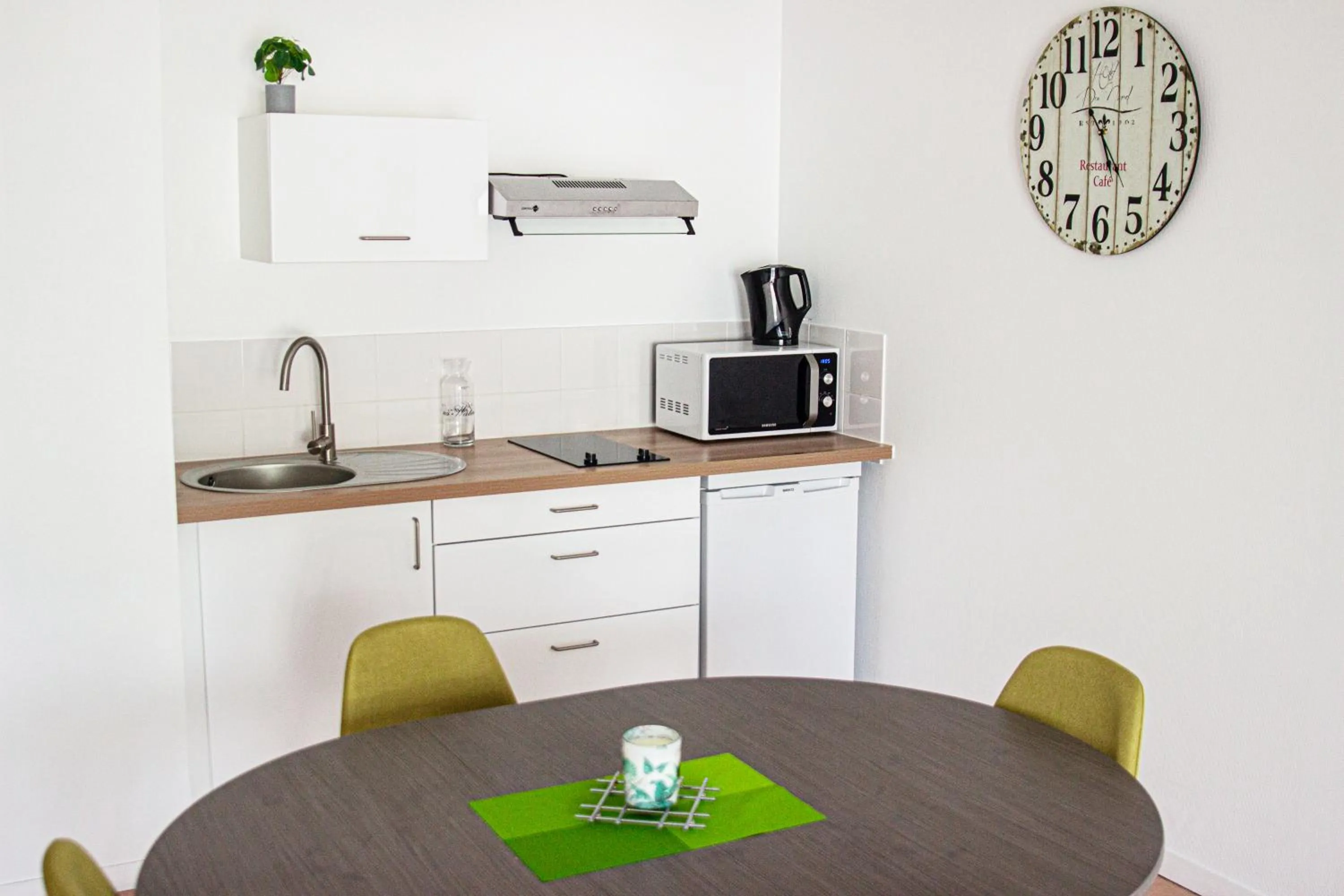 Kitchen or kitchenette in Villa Saint Fort - Résidence Services